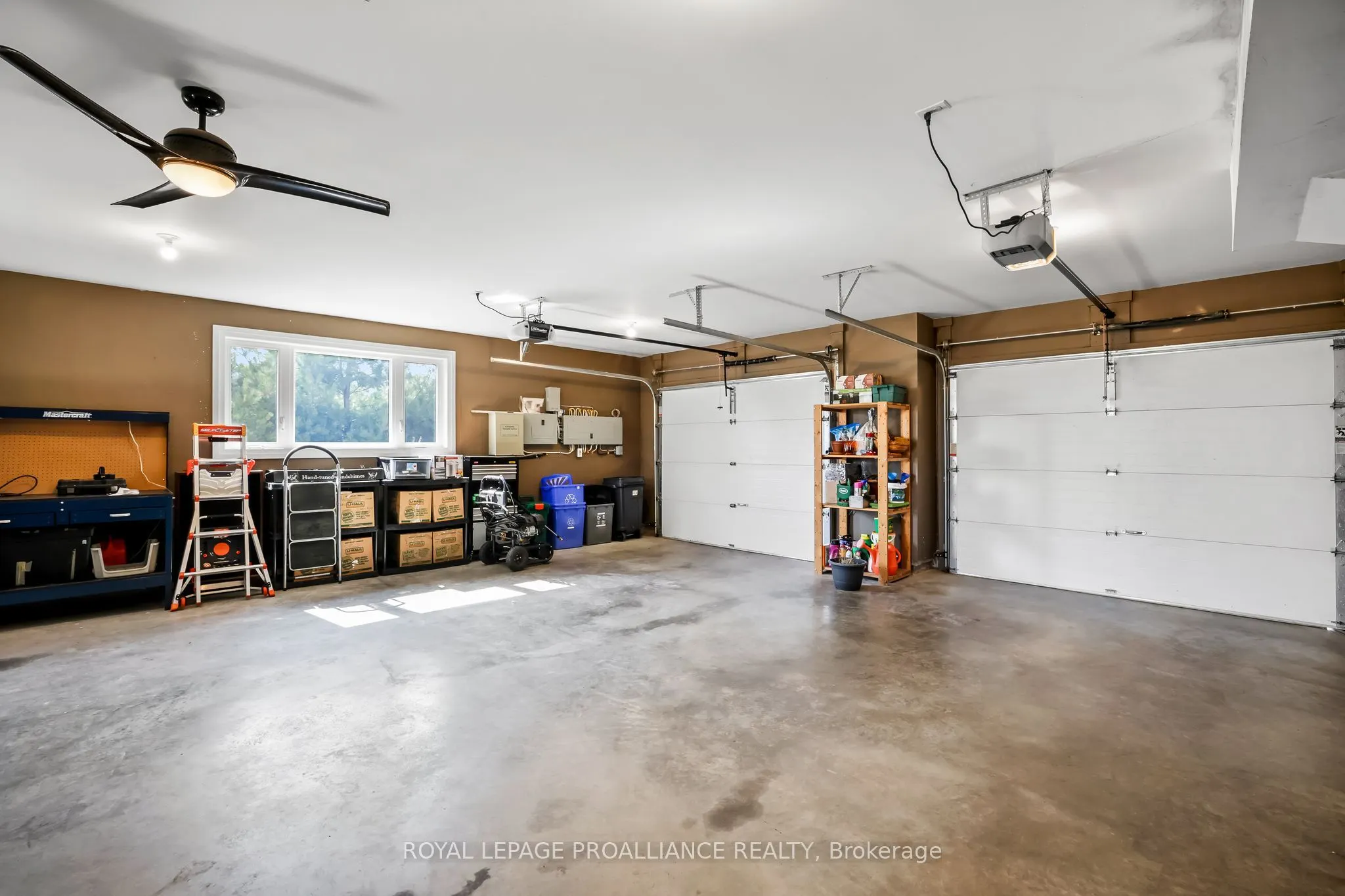 263 Lakeshore Road