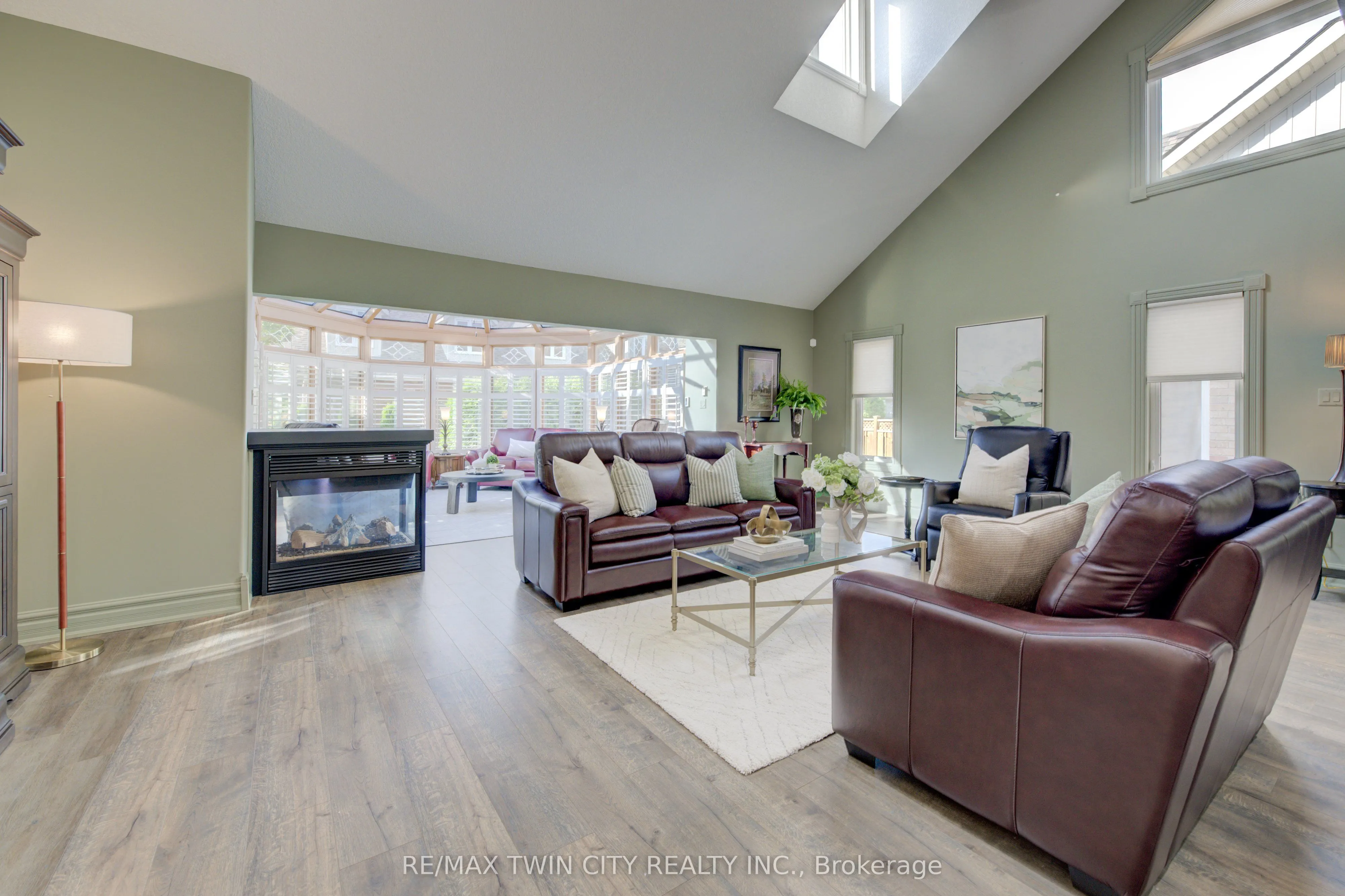 350 Doon Valley Drive, #9G