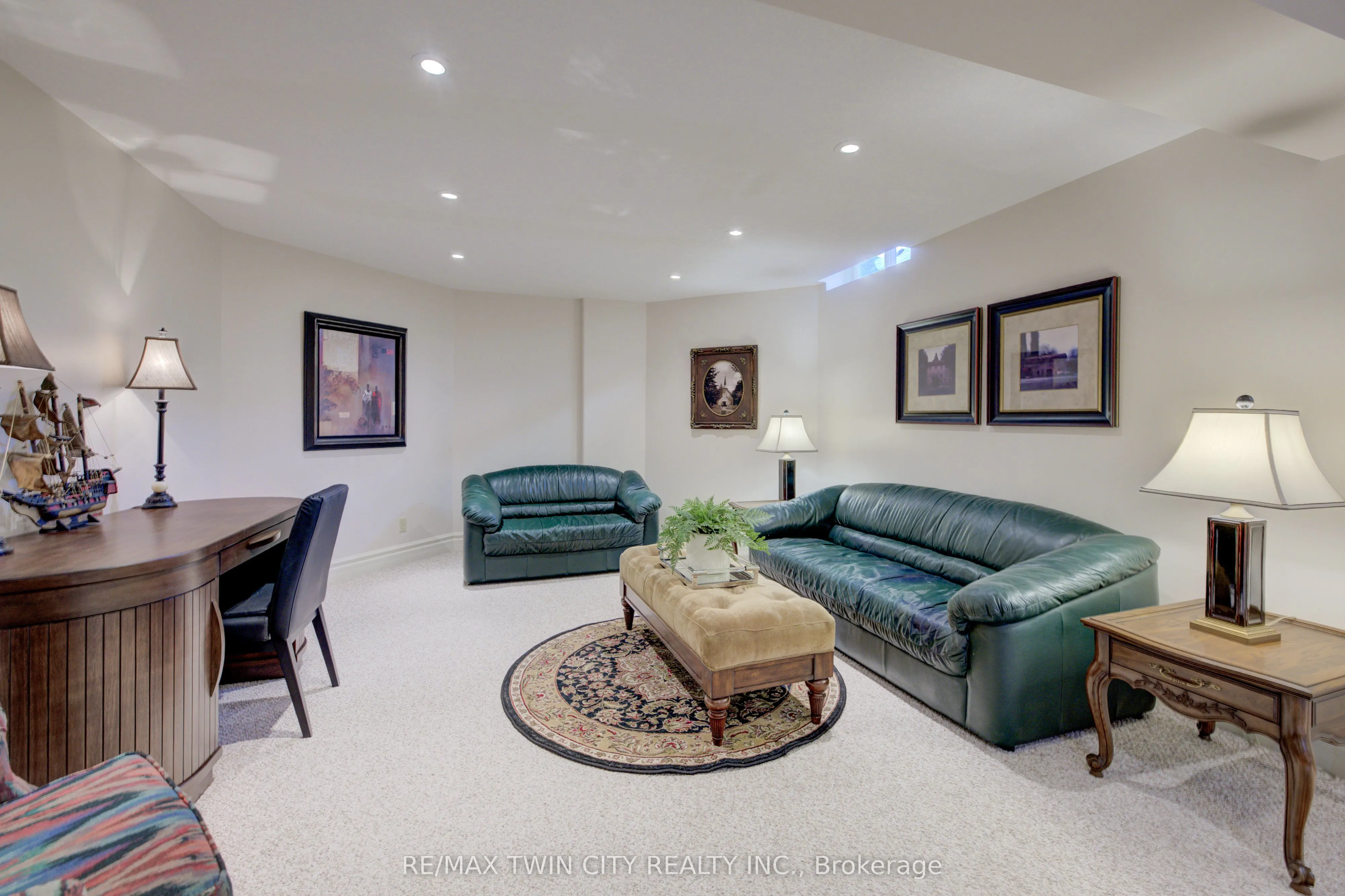 350 Doon Valley Drive, #9G