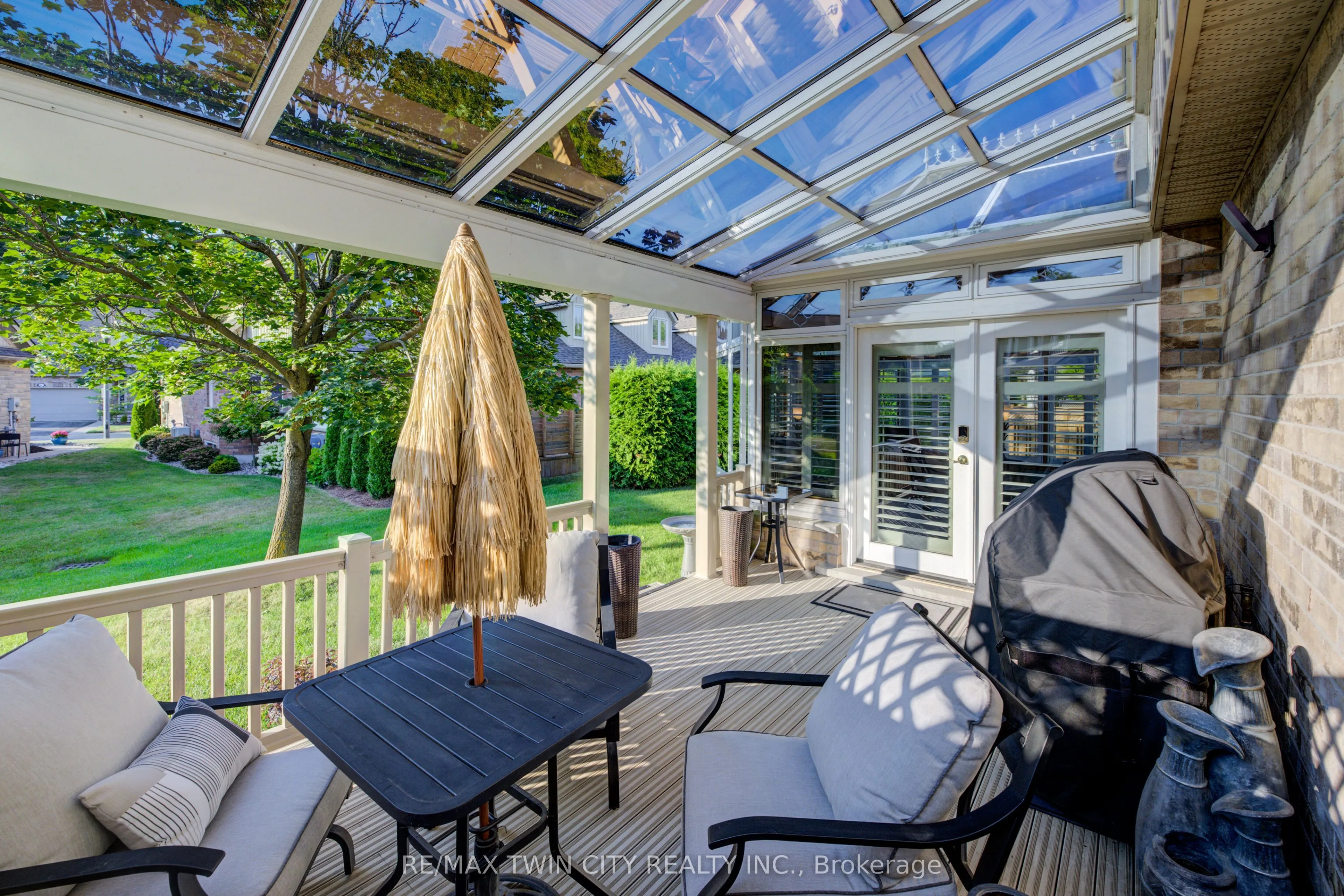 350 Doon Valley Drive, #9G