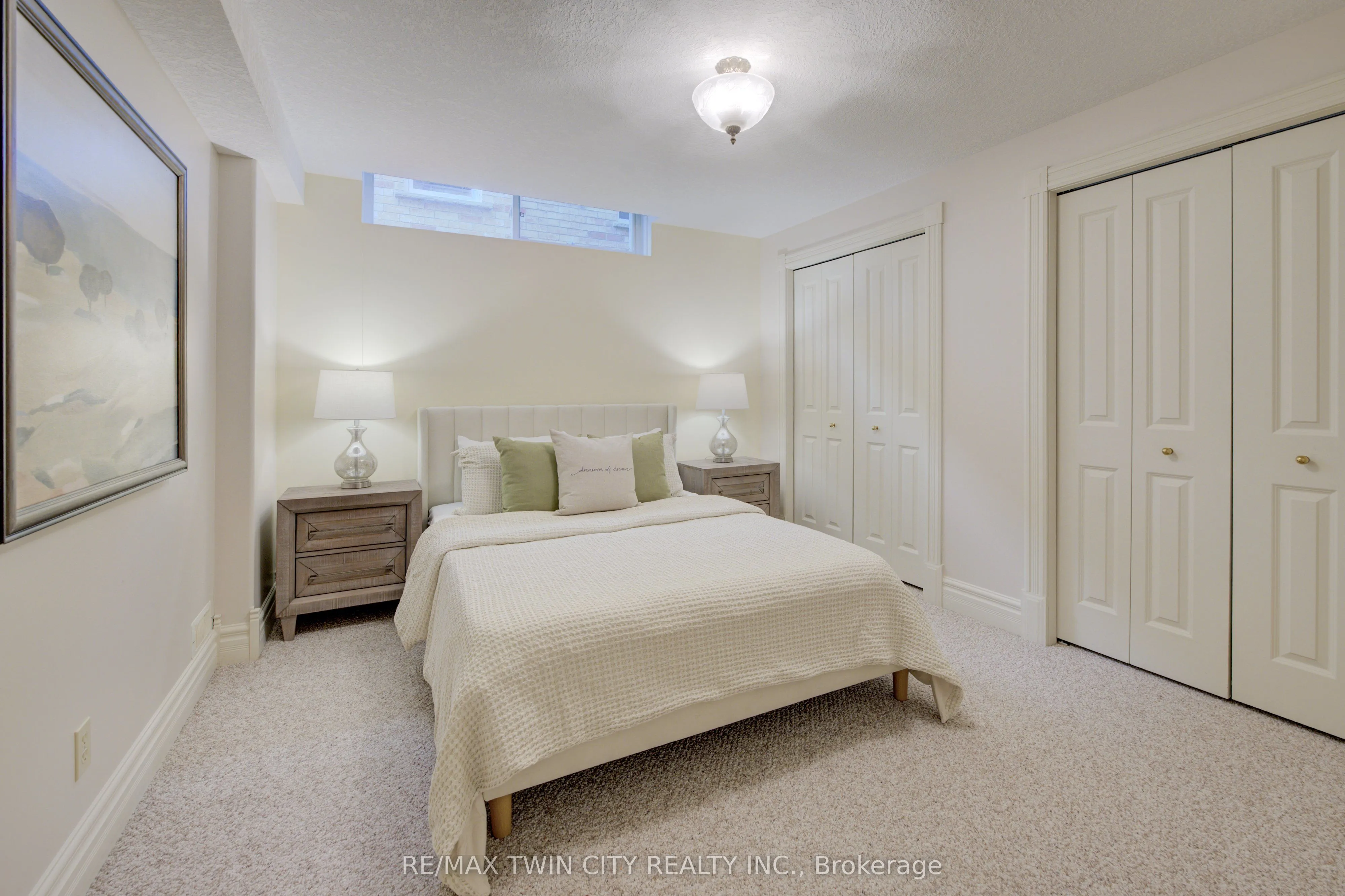 350 Doon Valley Drive, #9G