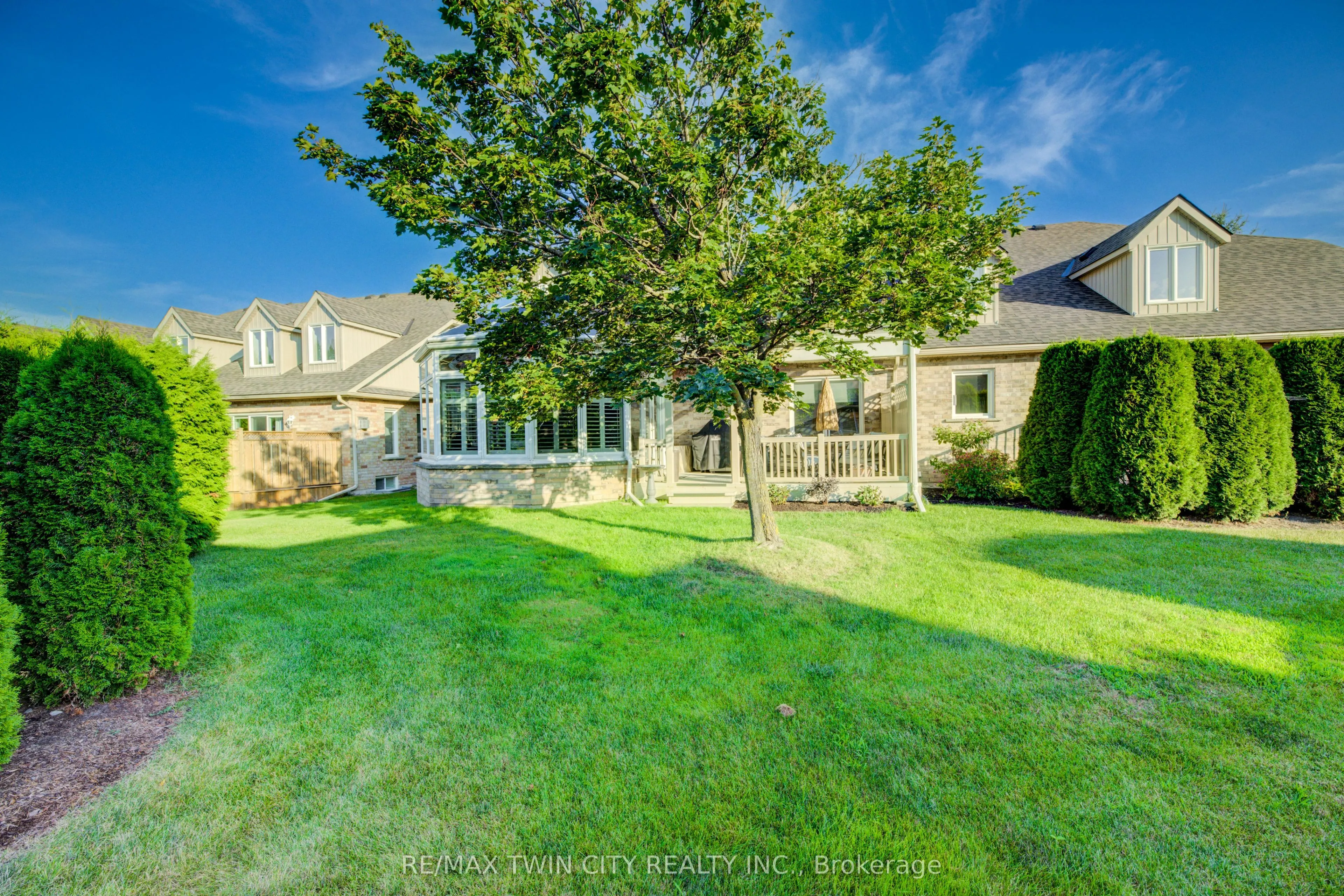 350 Doon Valley Drive, #9G