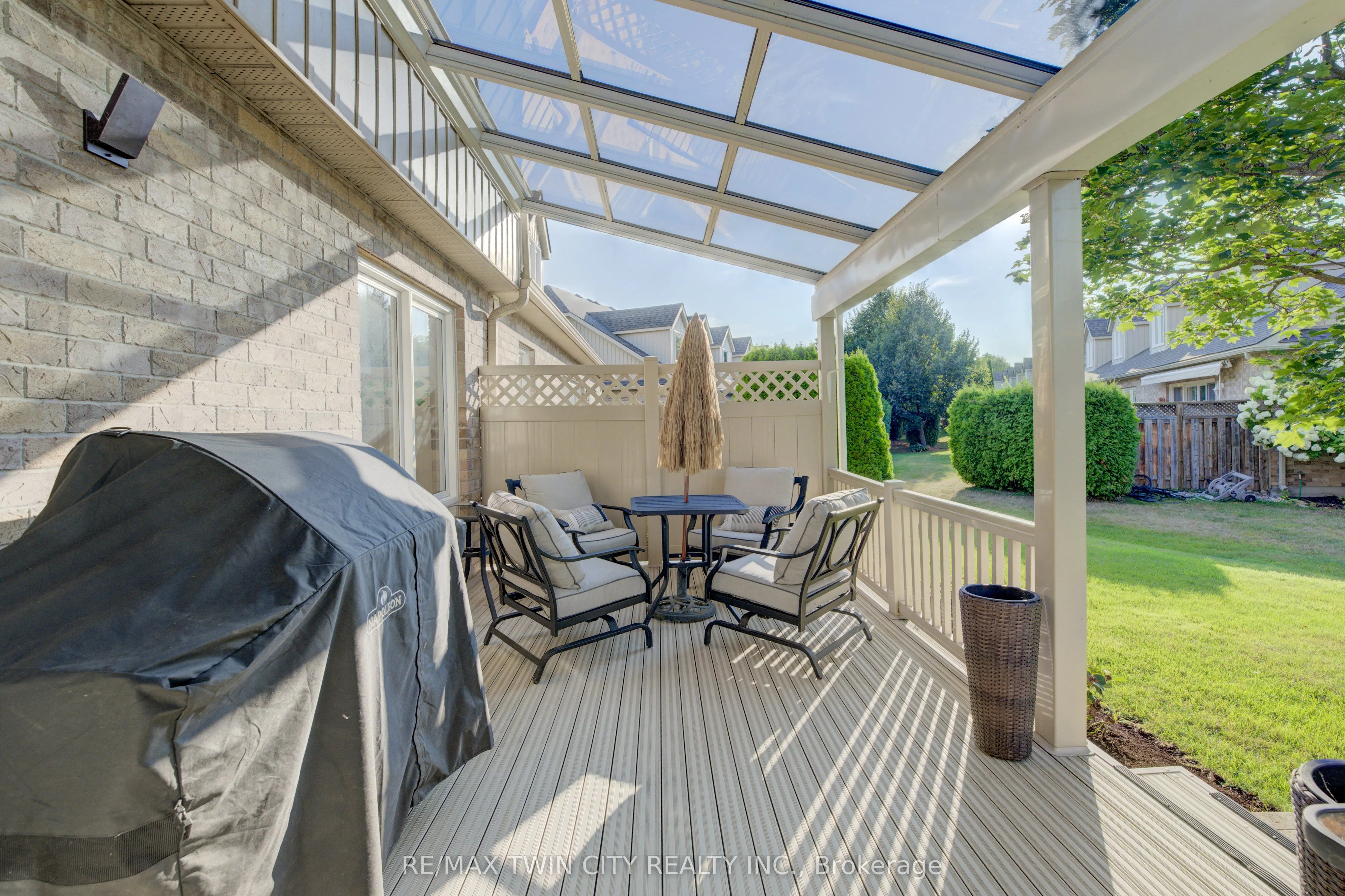 350 Doon Valley Drive, #9G