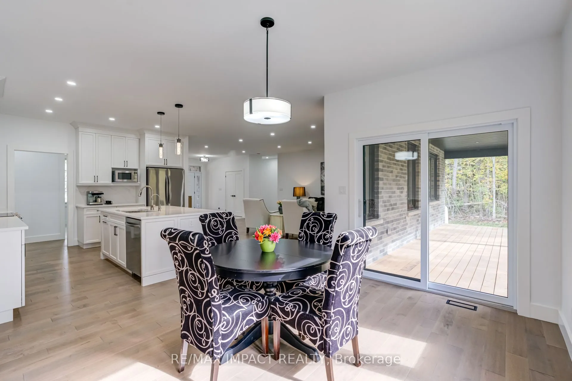 11 Maplewood Court