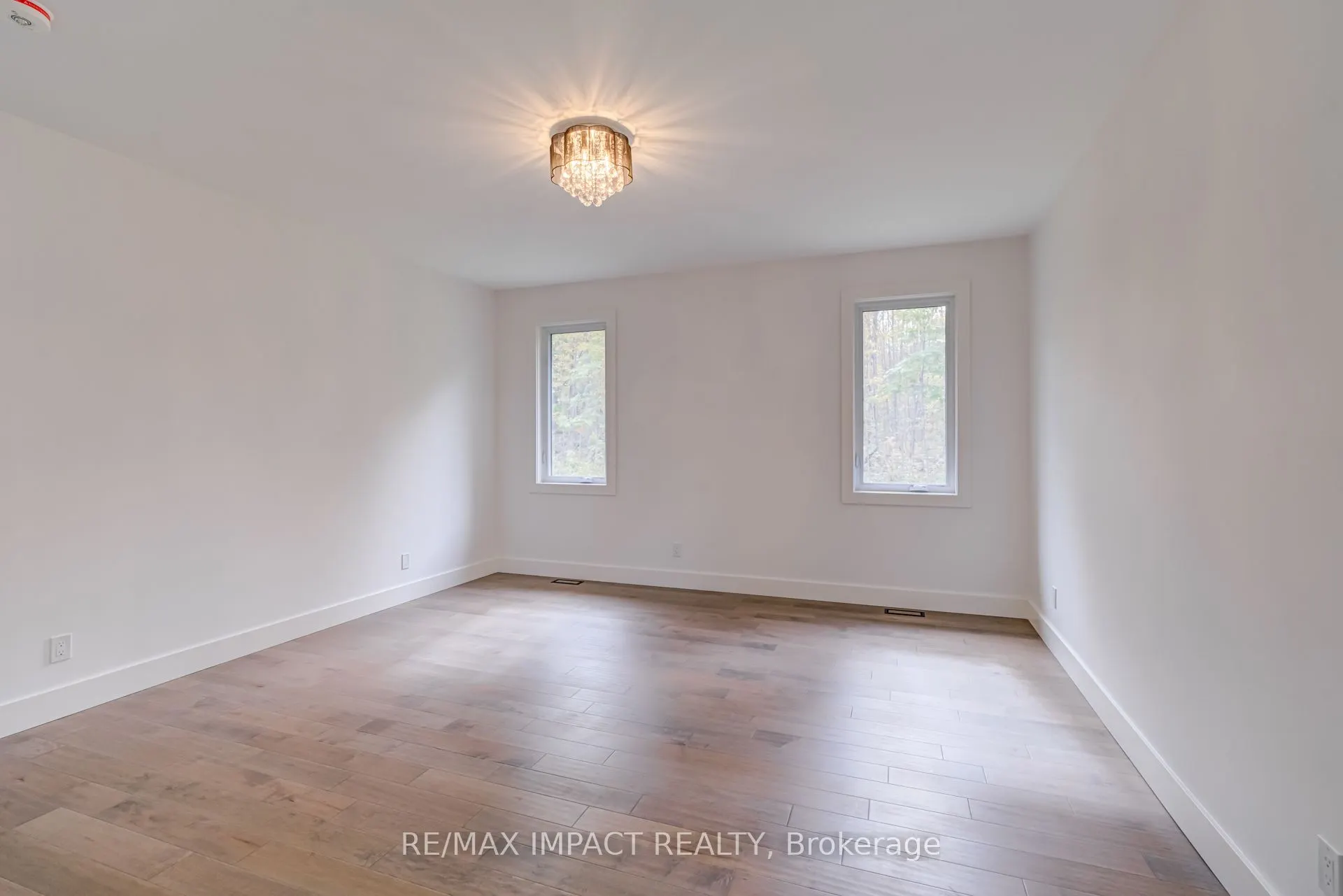 11 Maplewood Court