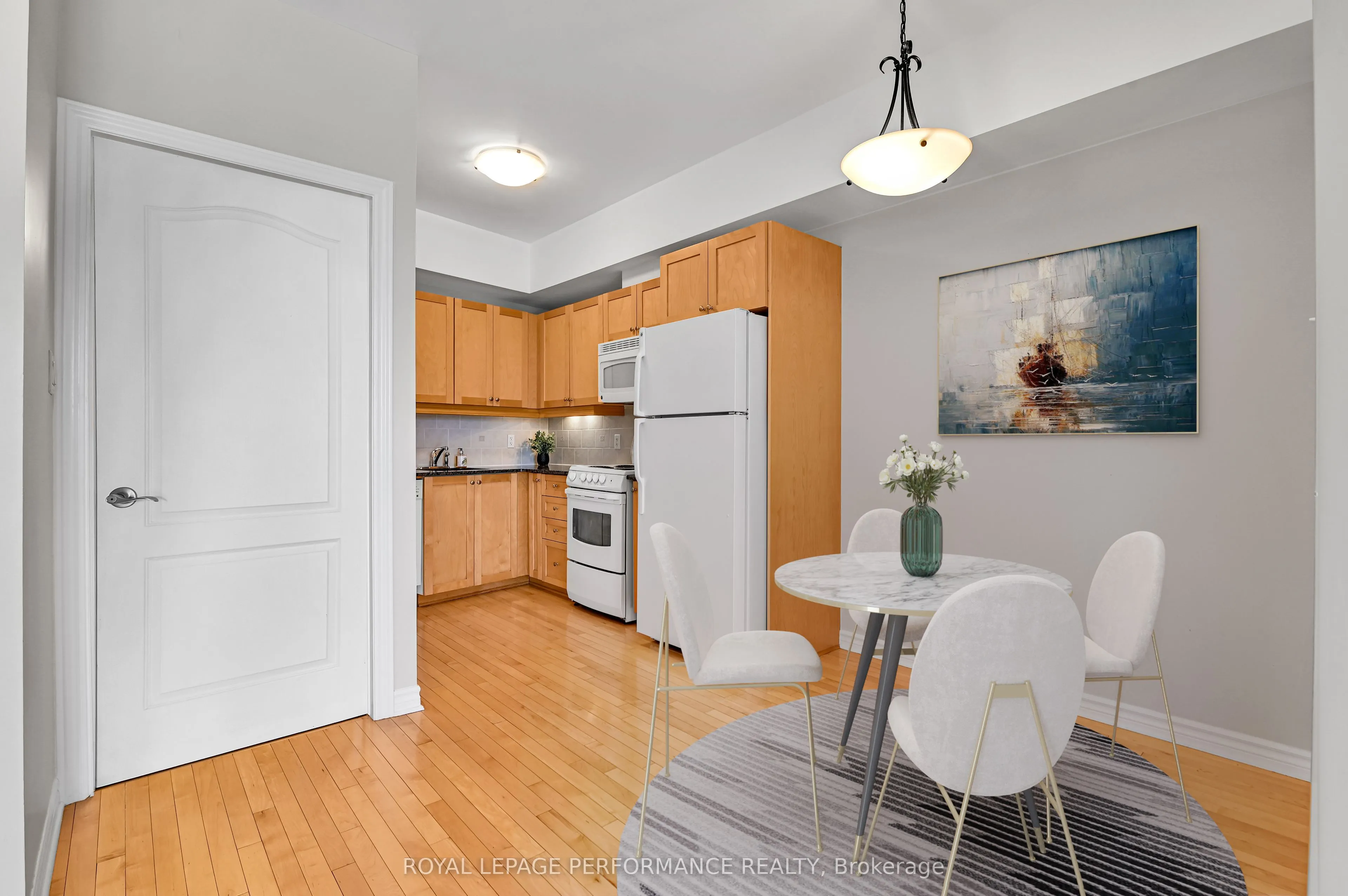 6 Grove Avenue, #407