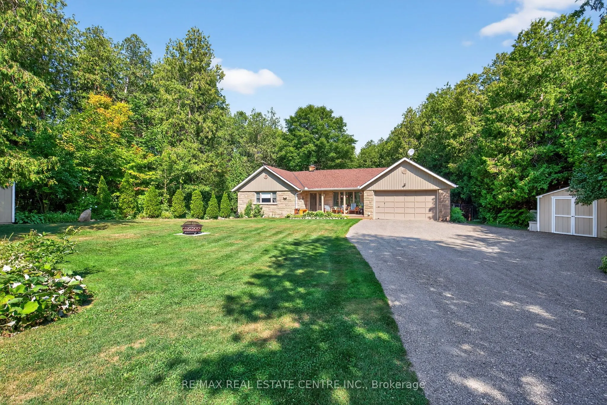 16 Cedar Lane