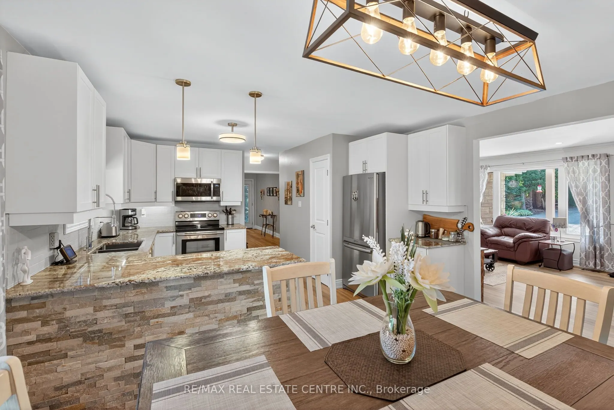 16 Cedar Lane