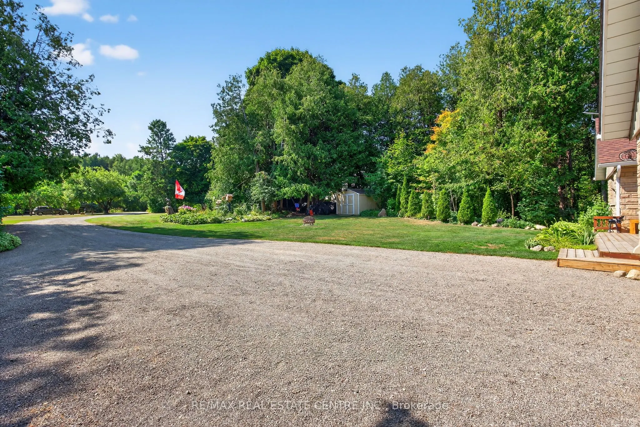 16 Cedar Lane