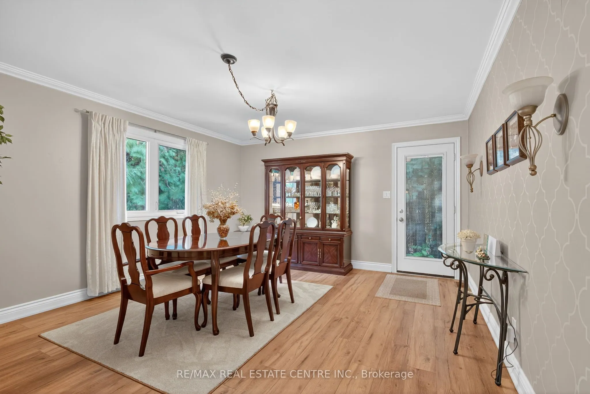 16 Cedar Lane