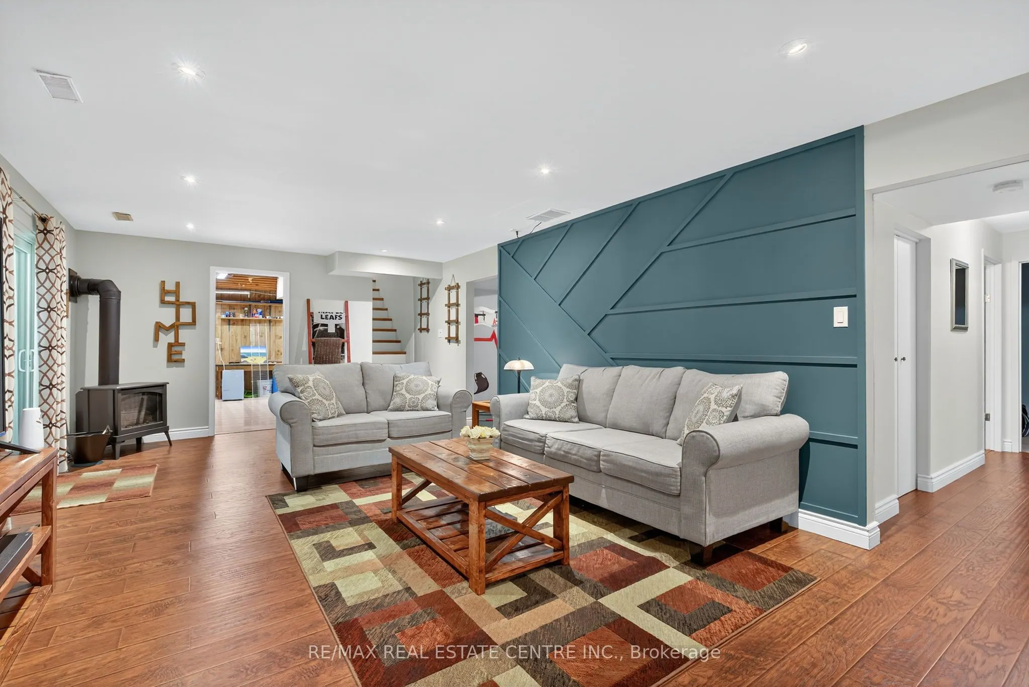 16 Cedar Lane
