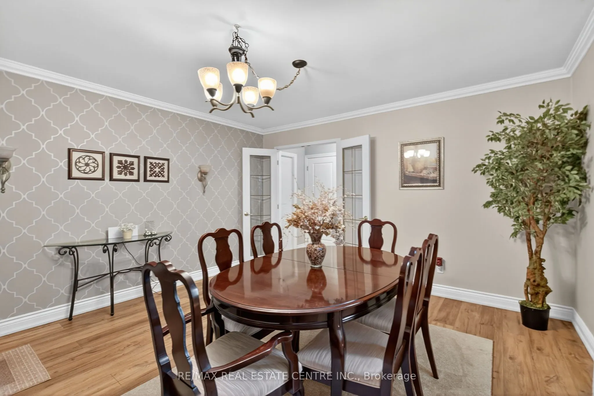 16 Cedar Lane