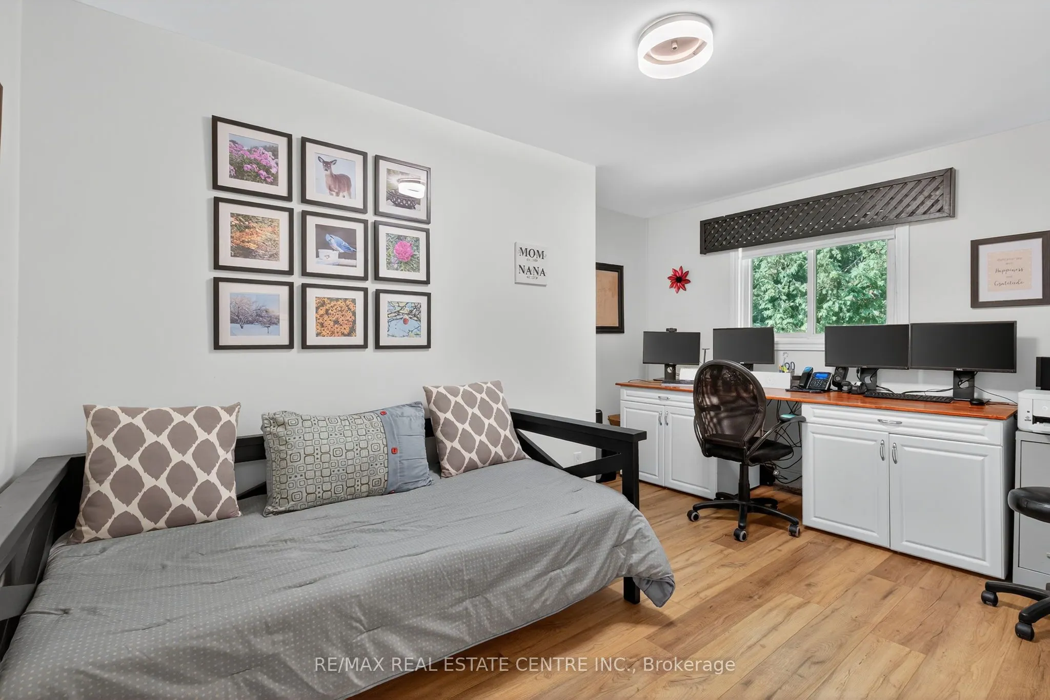 16 Cedar Lane