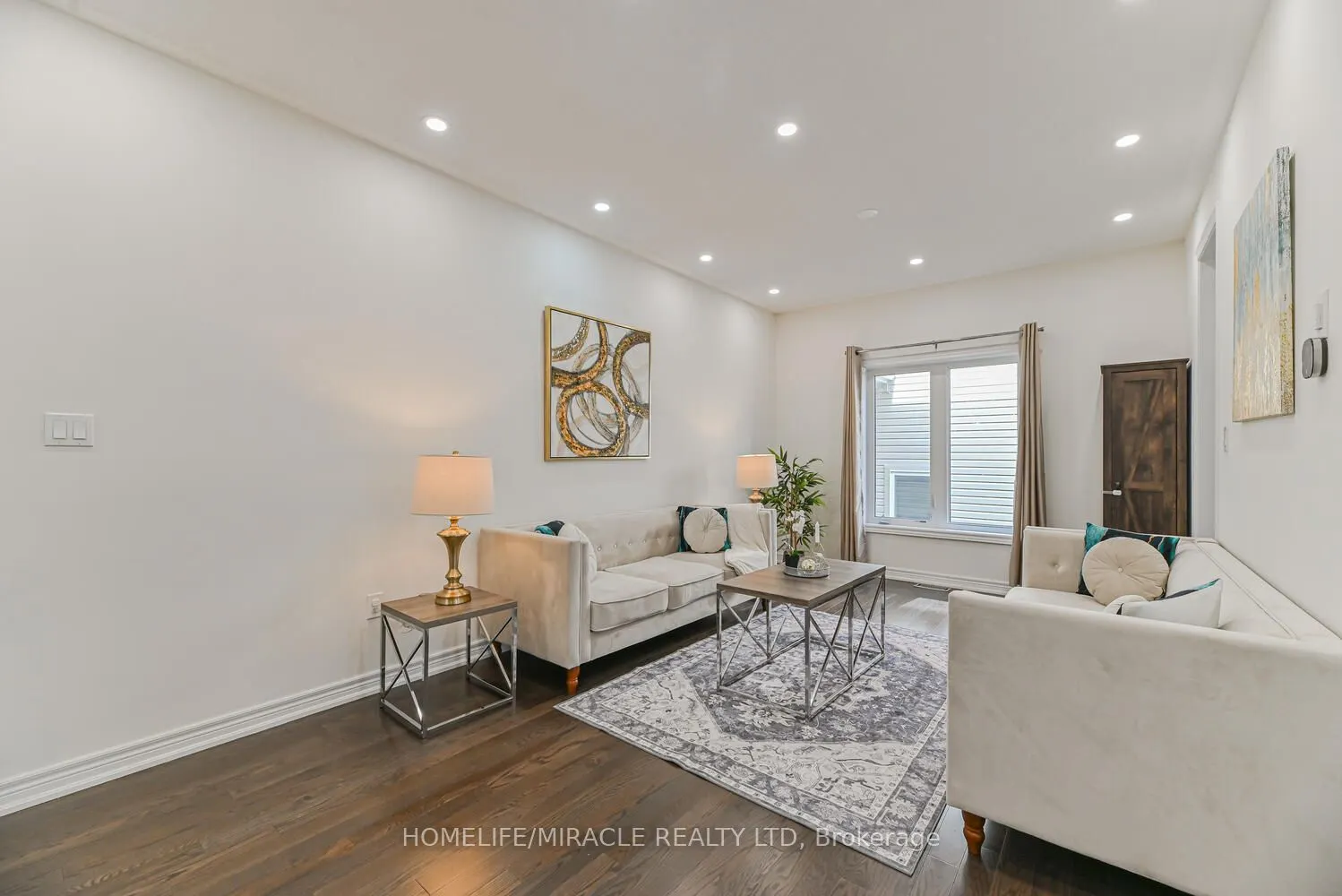 443 Henderson Way