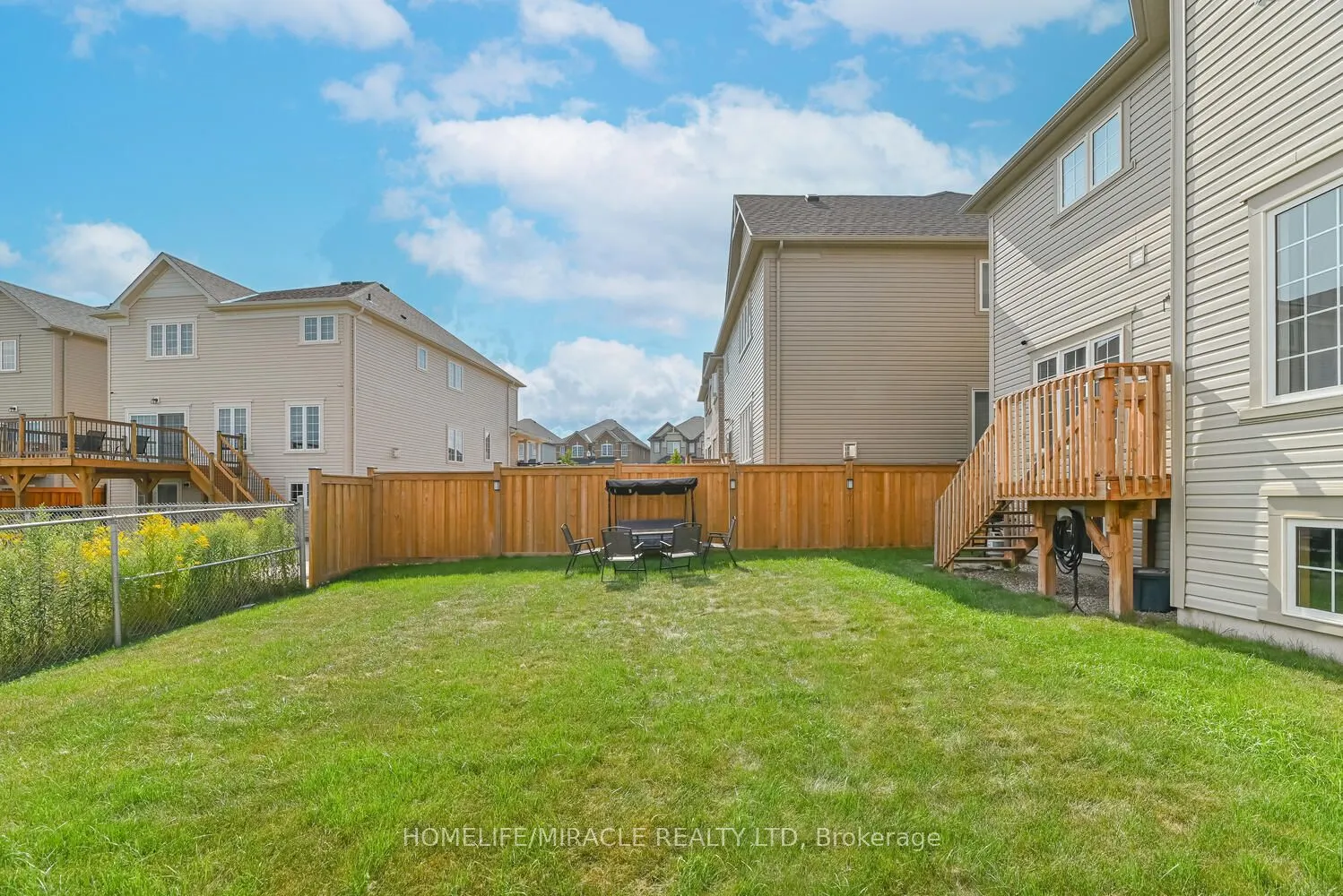 443 Henderson Way