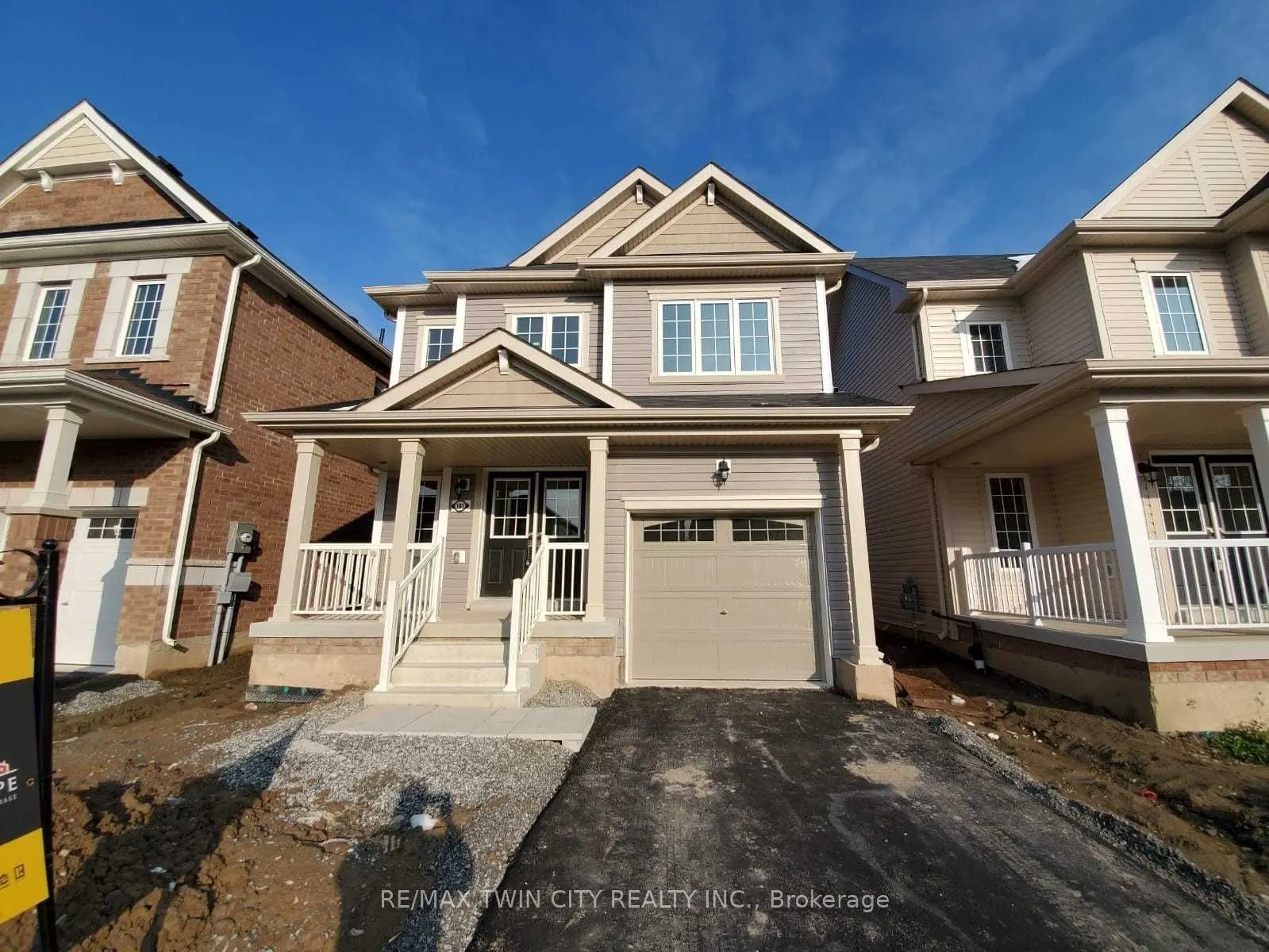 101 Esther Crescent