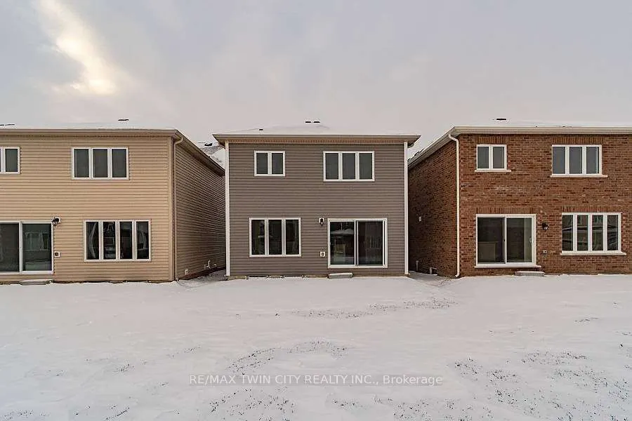 101 Esther Crescent