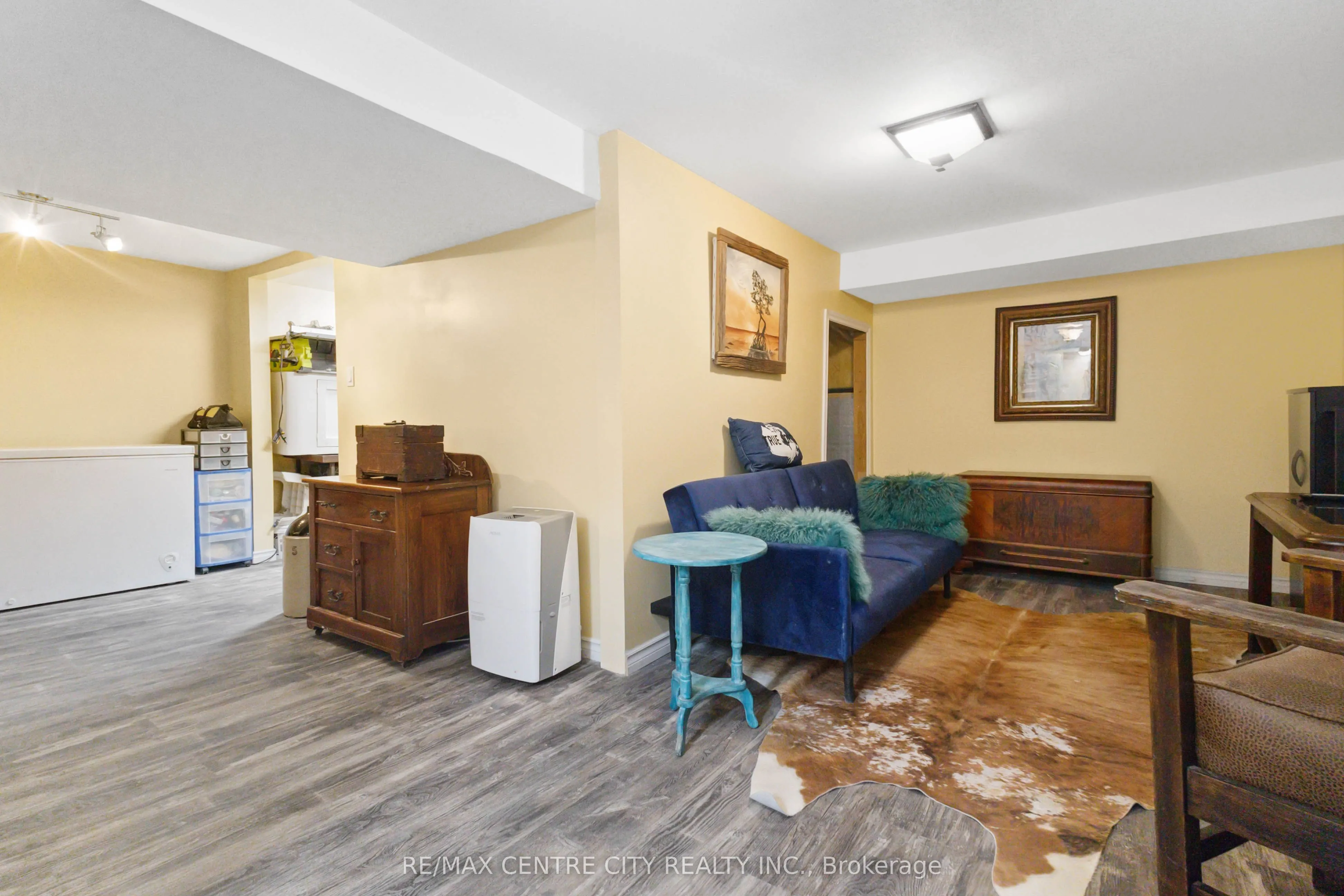 227 Oakland Avenue