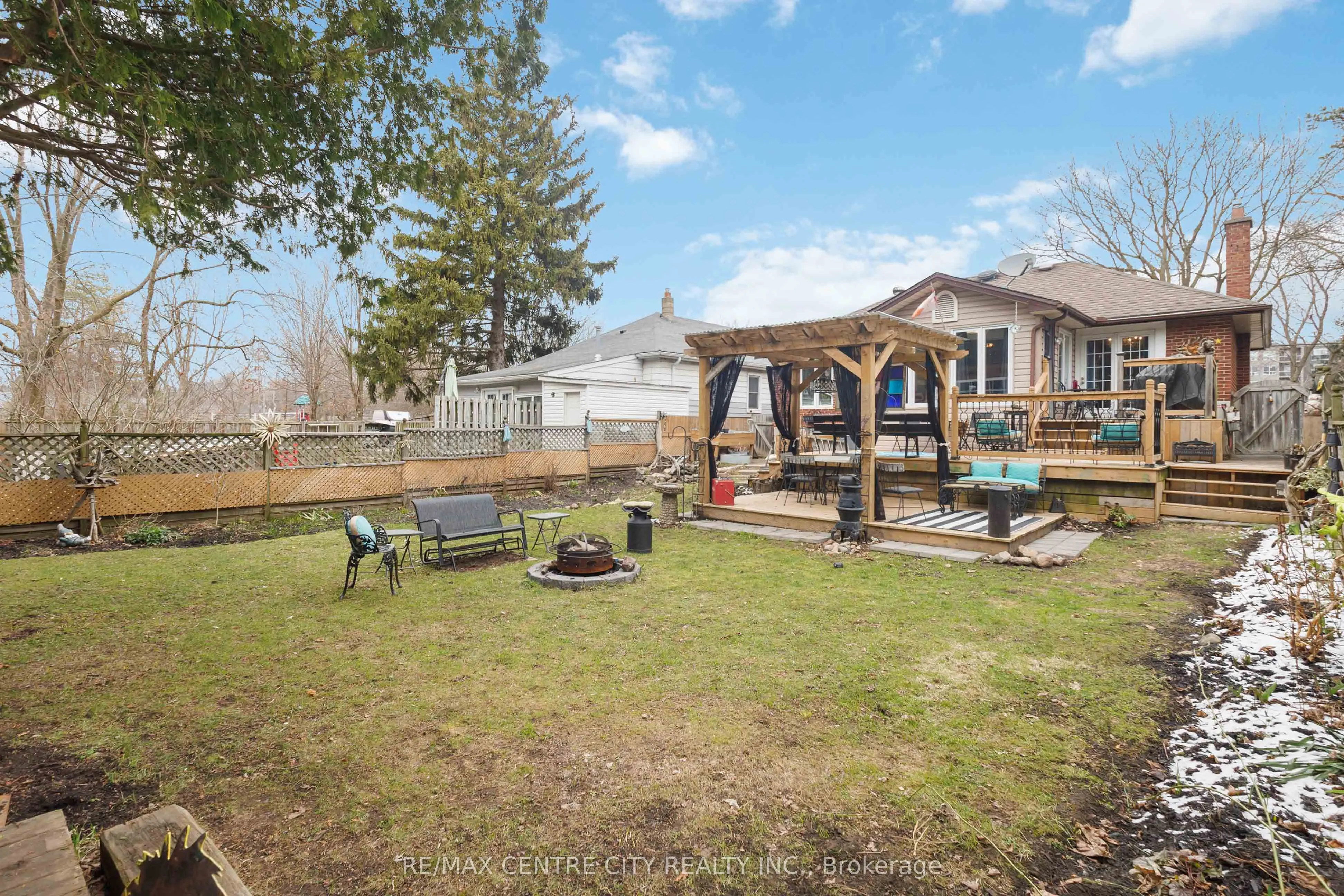 227 Oakland Avenue