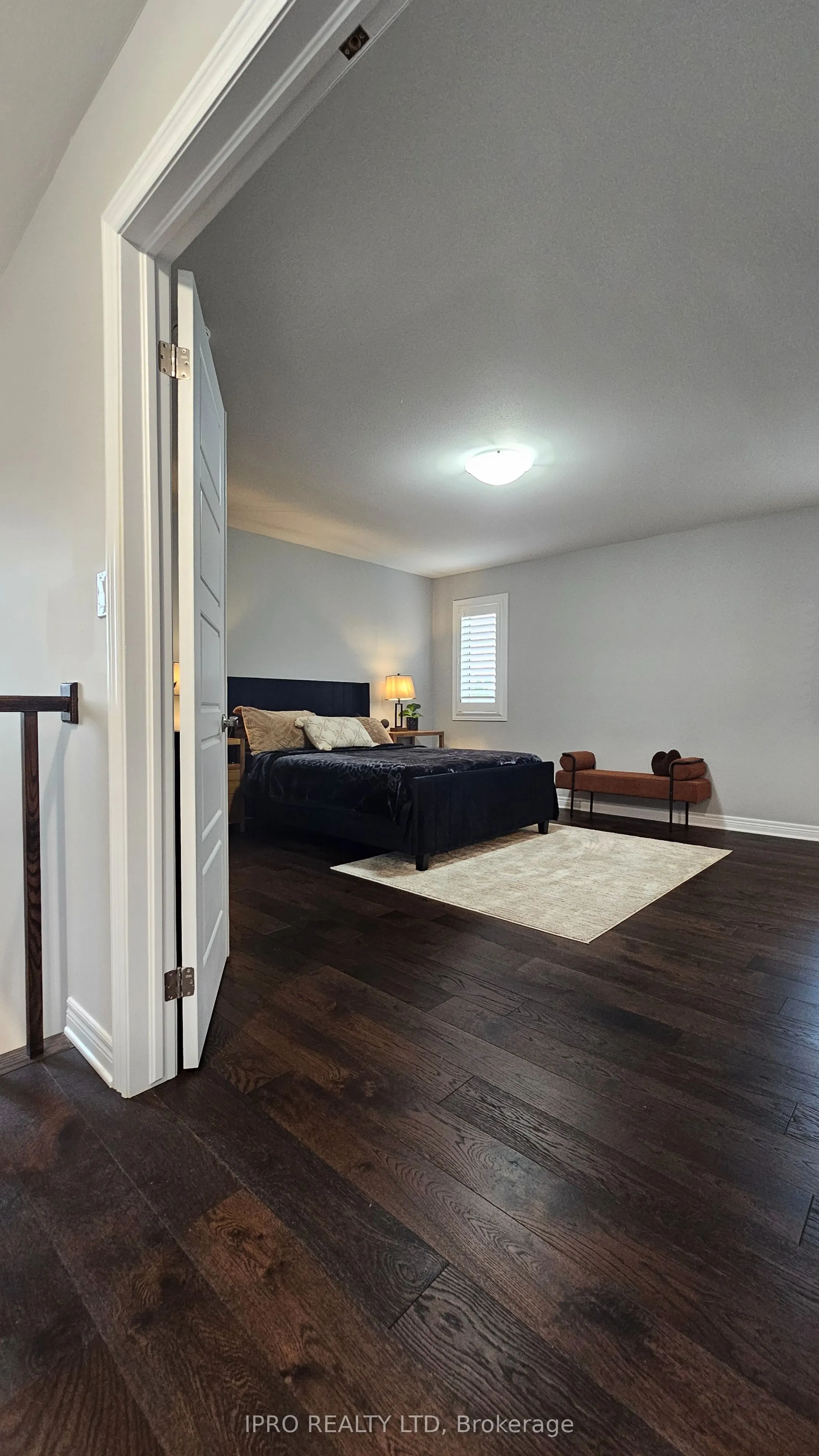 89 Laurent Avenue