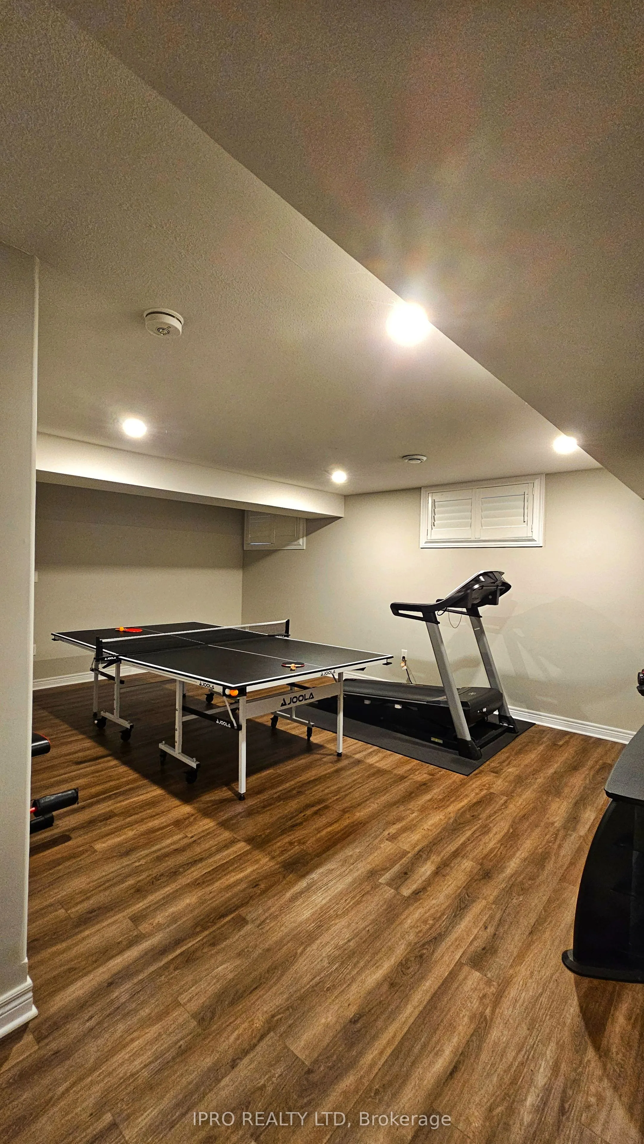 89 Laurent Avenue