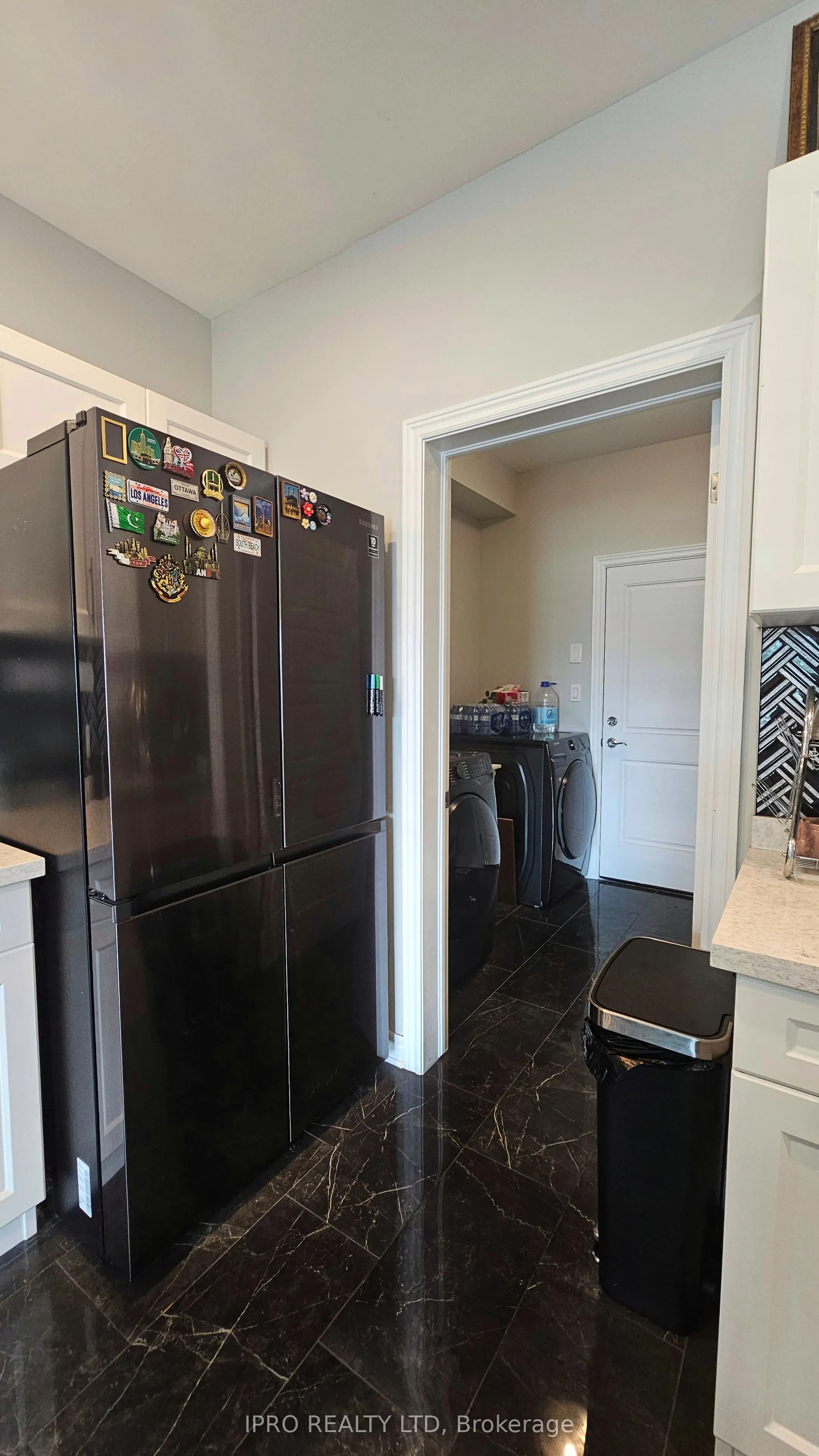 89 Laurent Avenue