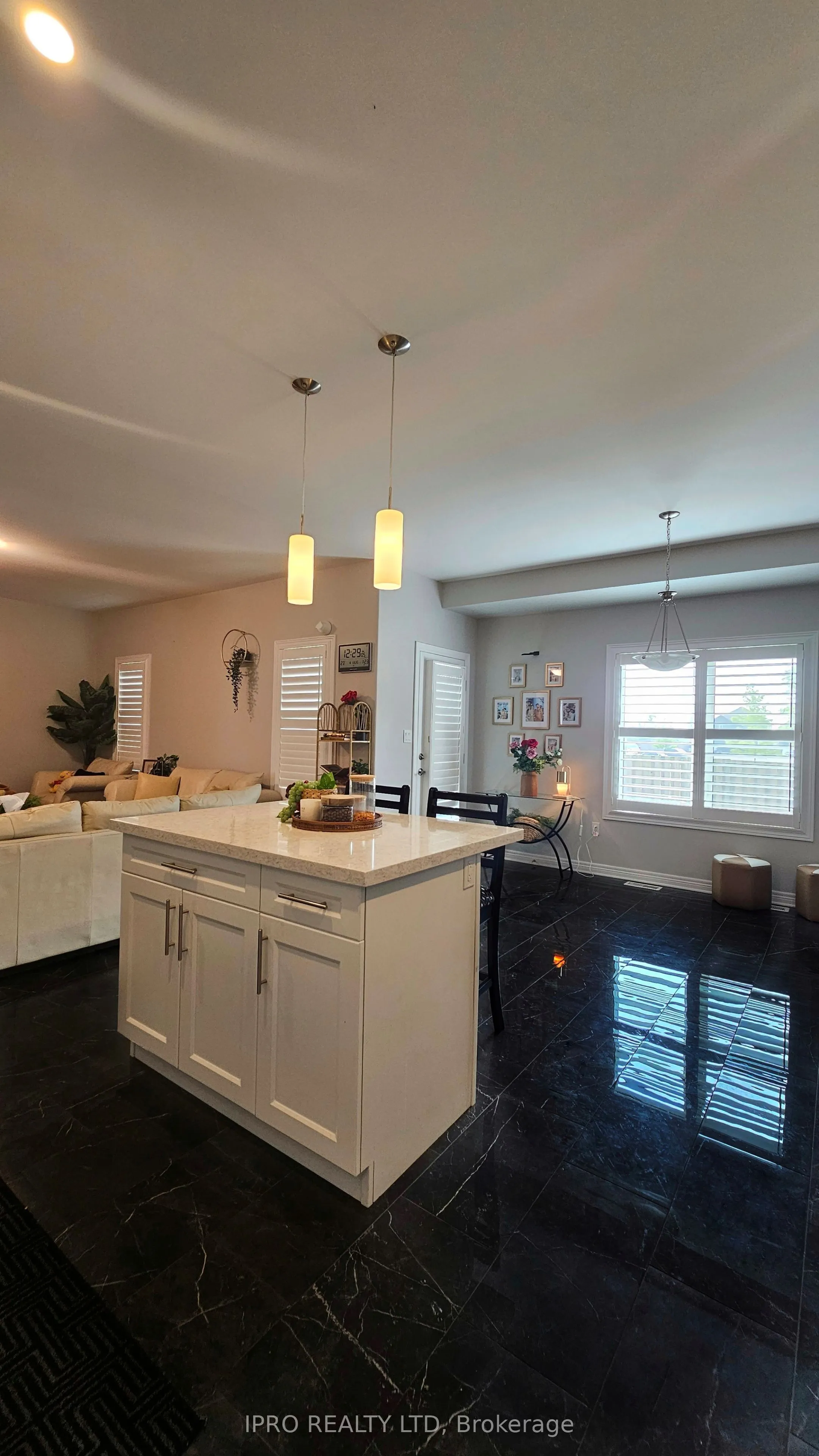 89 Laurent Avenue