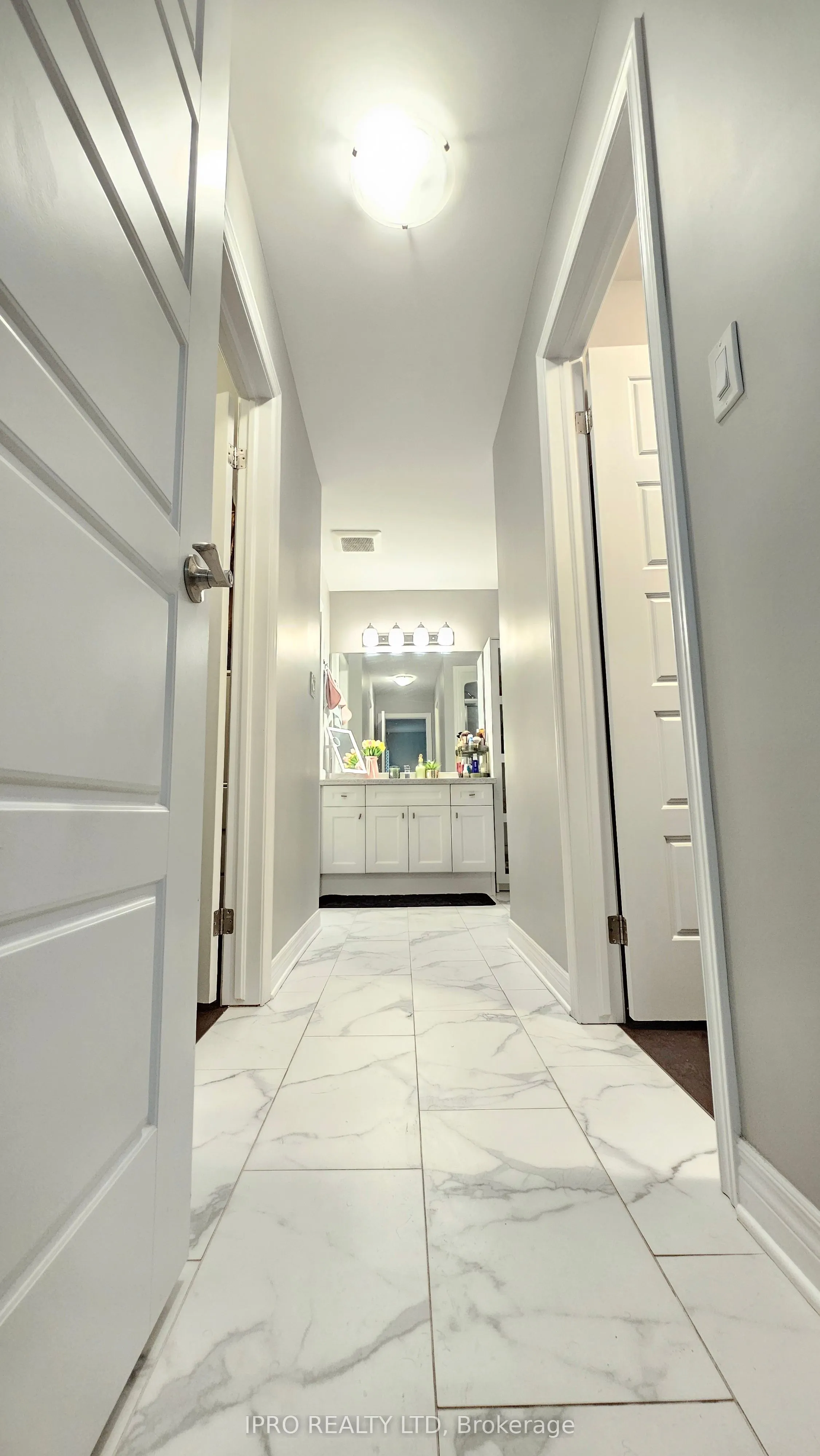 89 Laurent Avenue