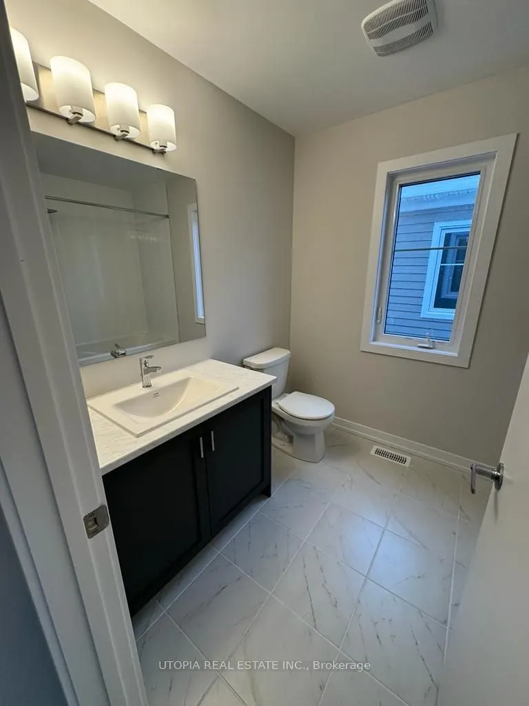 110 Hackamore Crescent
