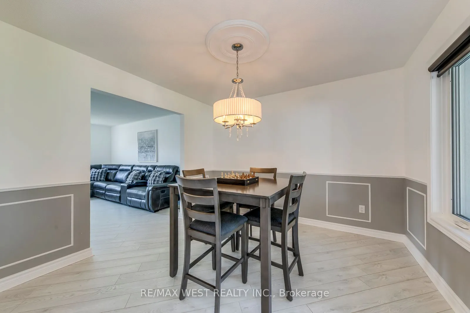 8077 Mount Carmel Boulevard