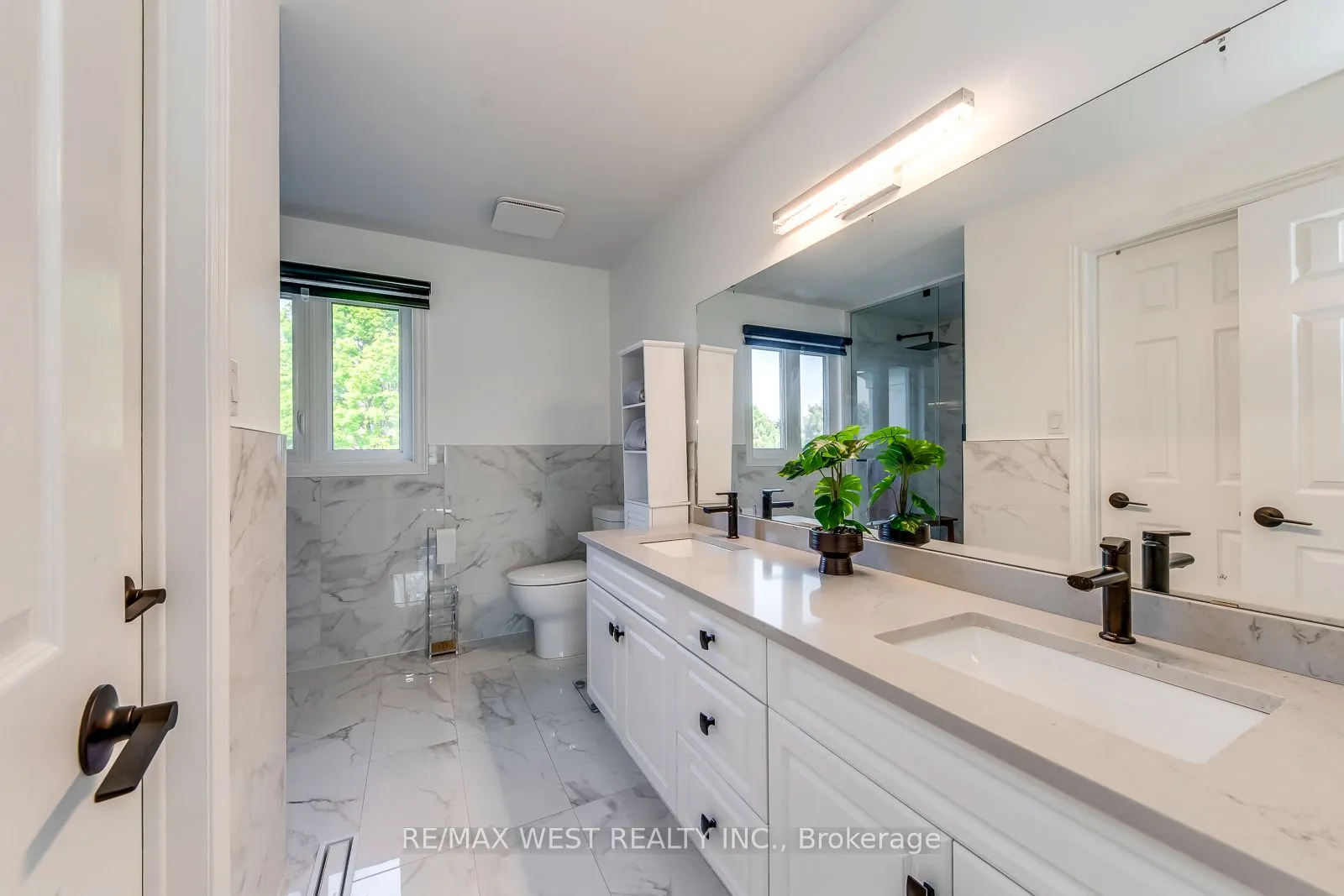 8077 Mount Carmel Boulevard
