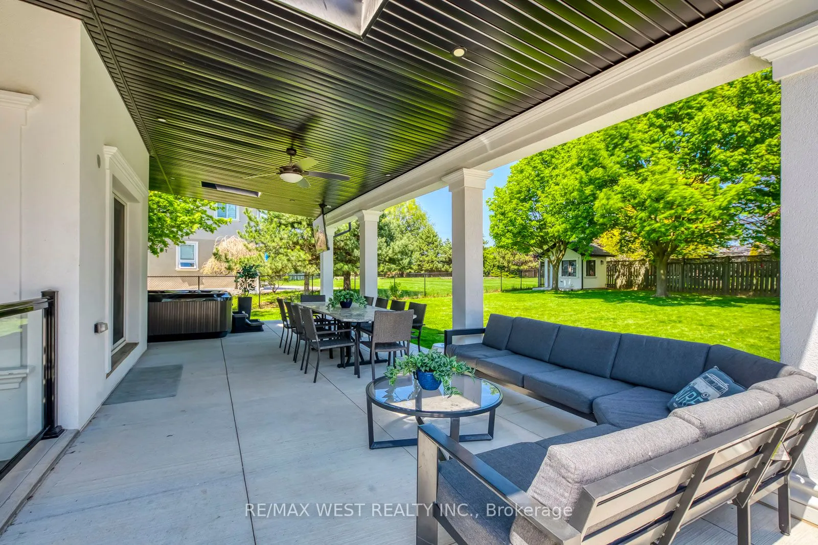 8077 Mount Carmel Boulevard