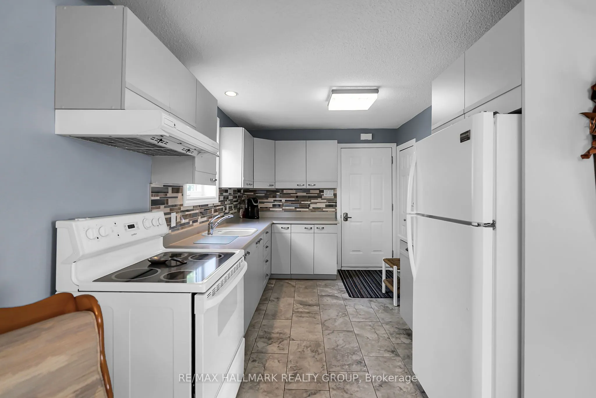 656 Ch Station Road