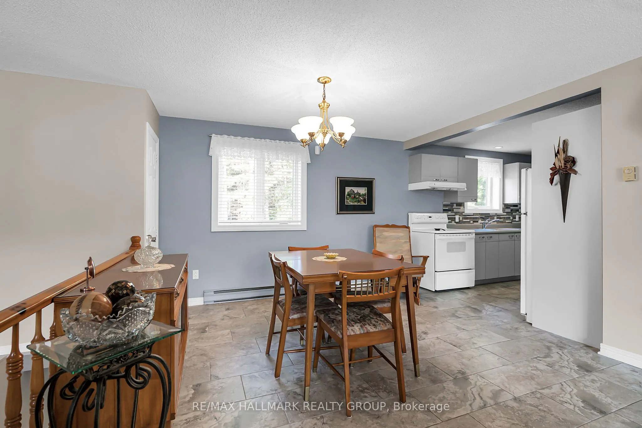 656 Ch Station Road