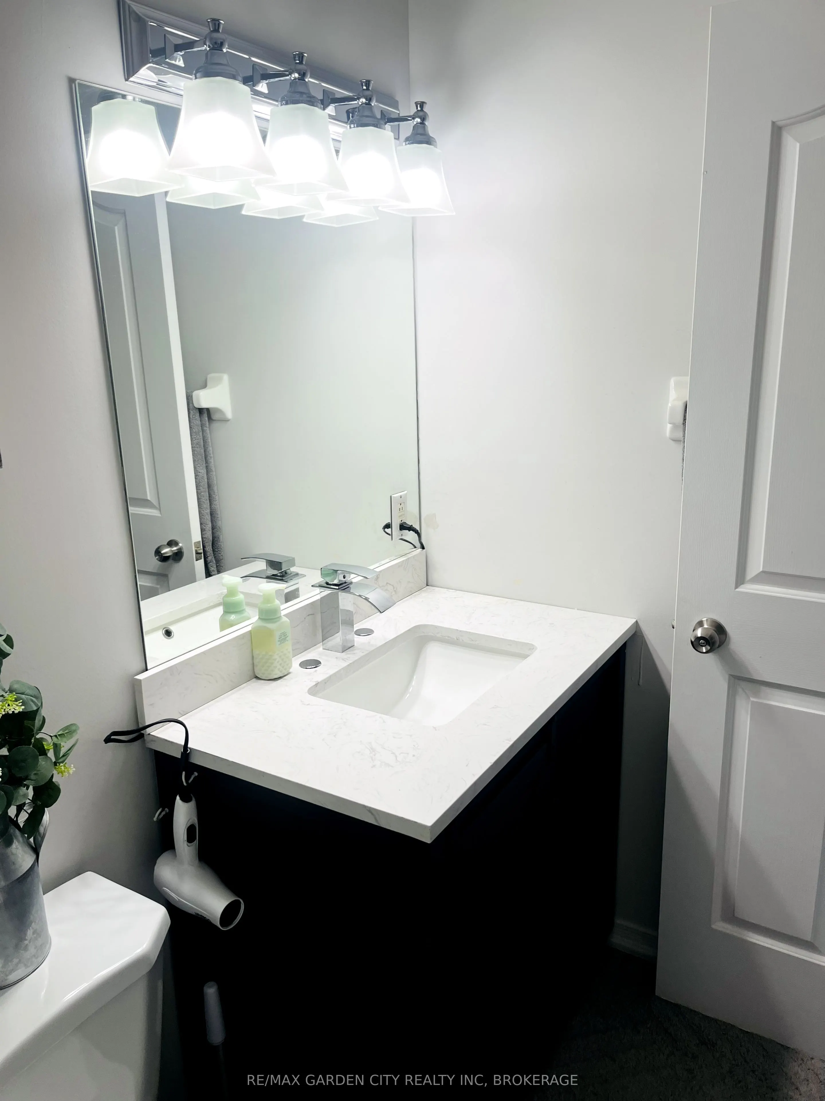 8111 Forest Glen Drive, #504
