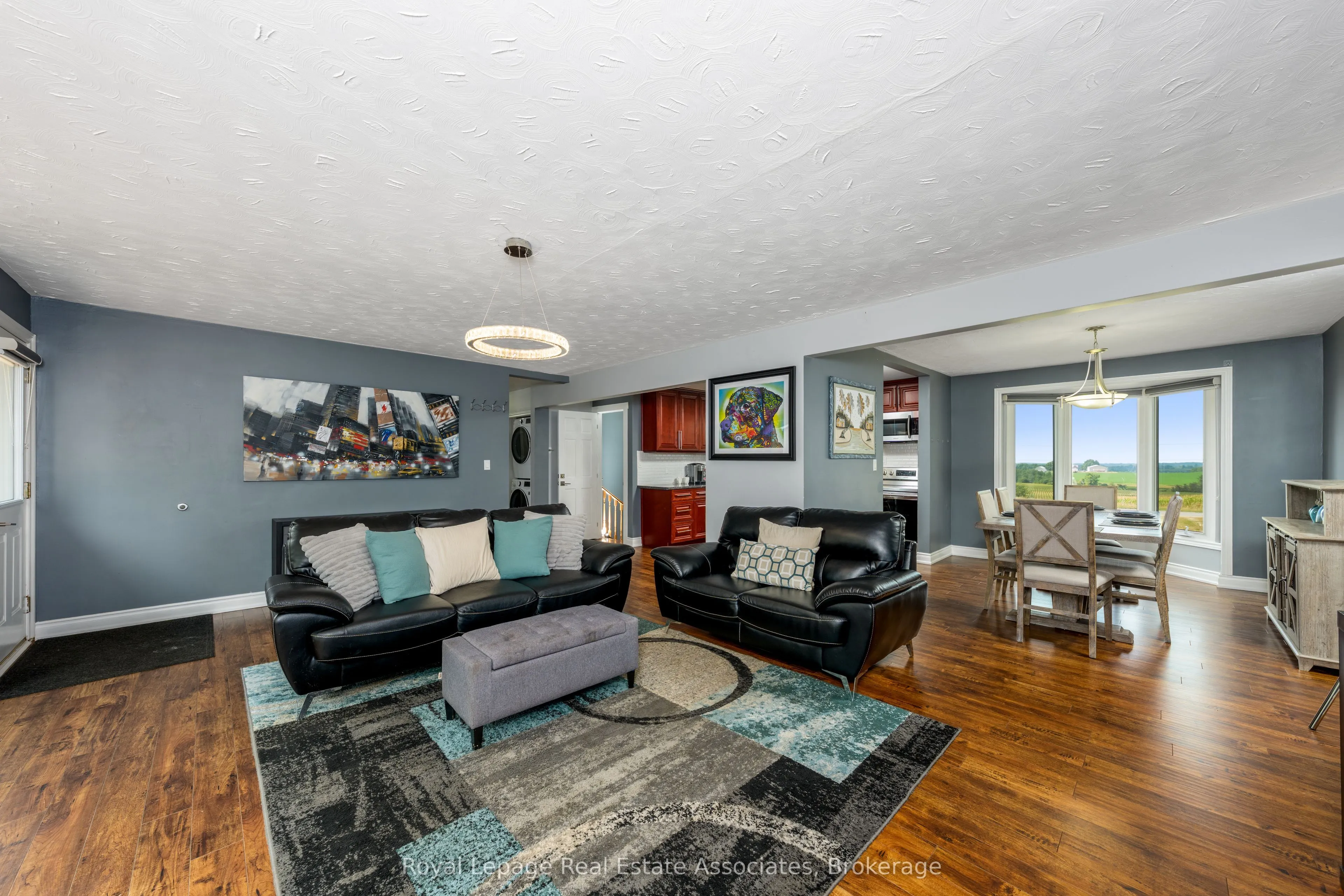 5527 Trafalgar Road