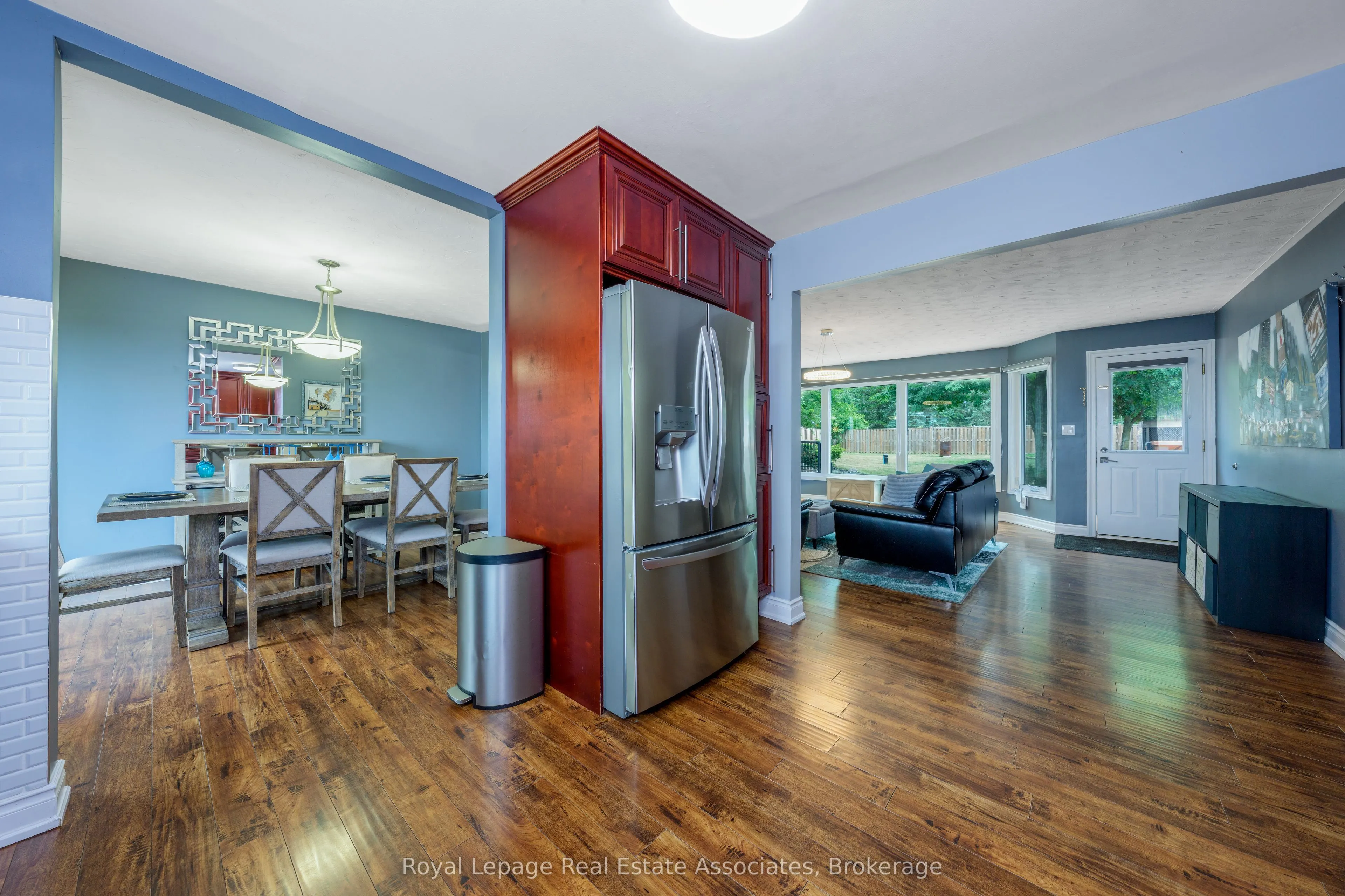 5527 Trafalgar Road