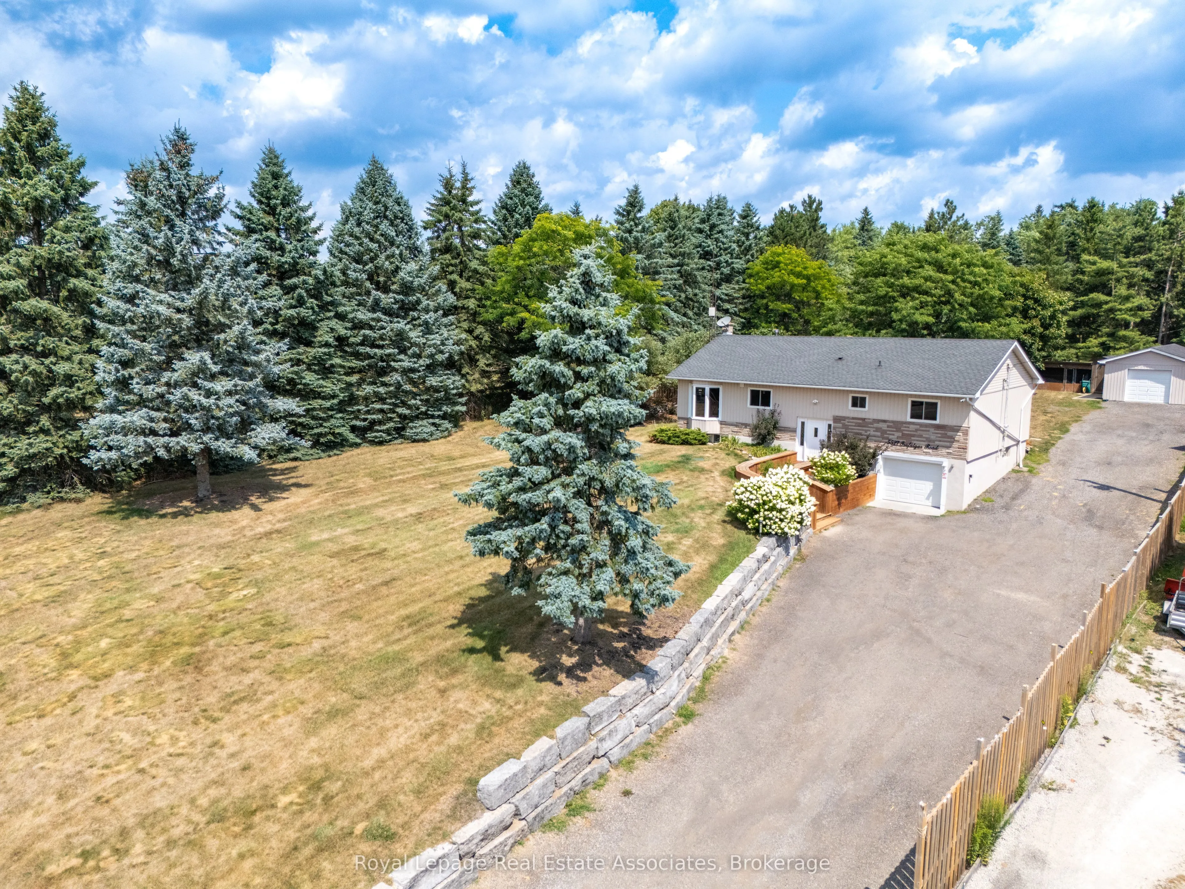 5527 Trafalgar Road
