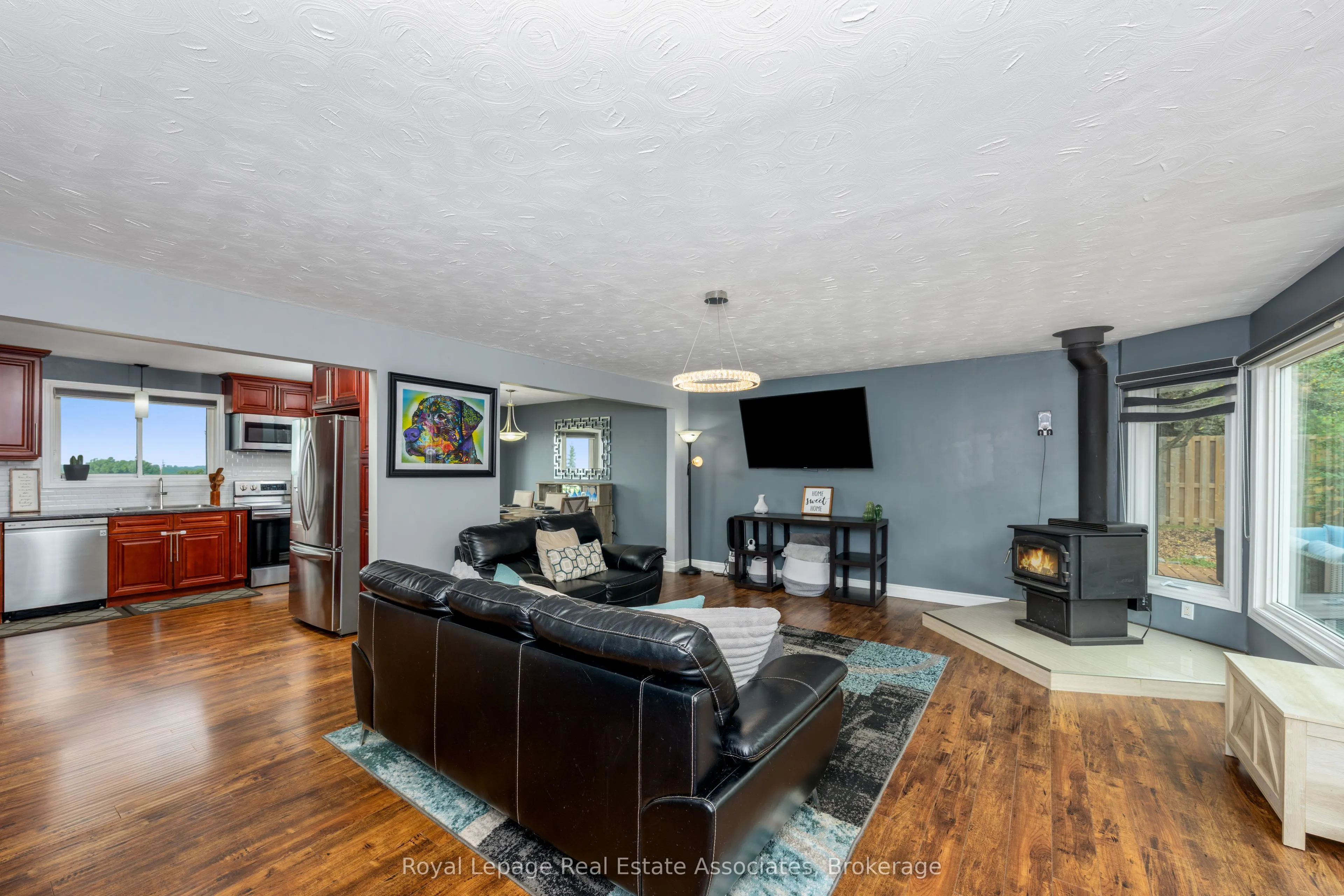 5527 Trafalgar Road