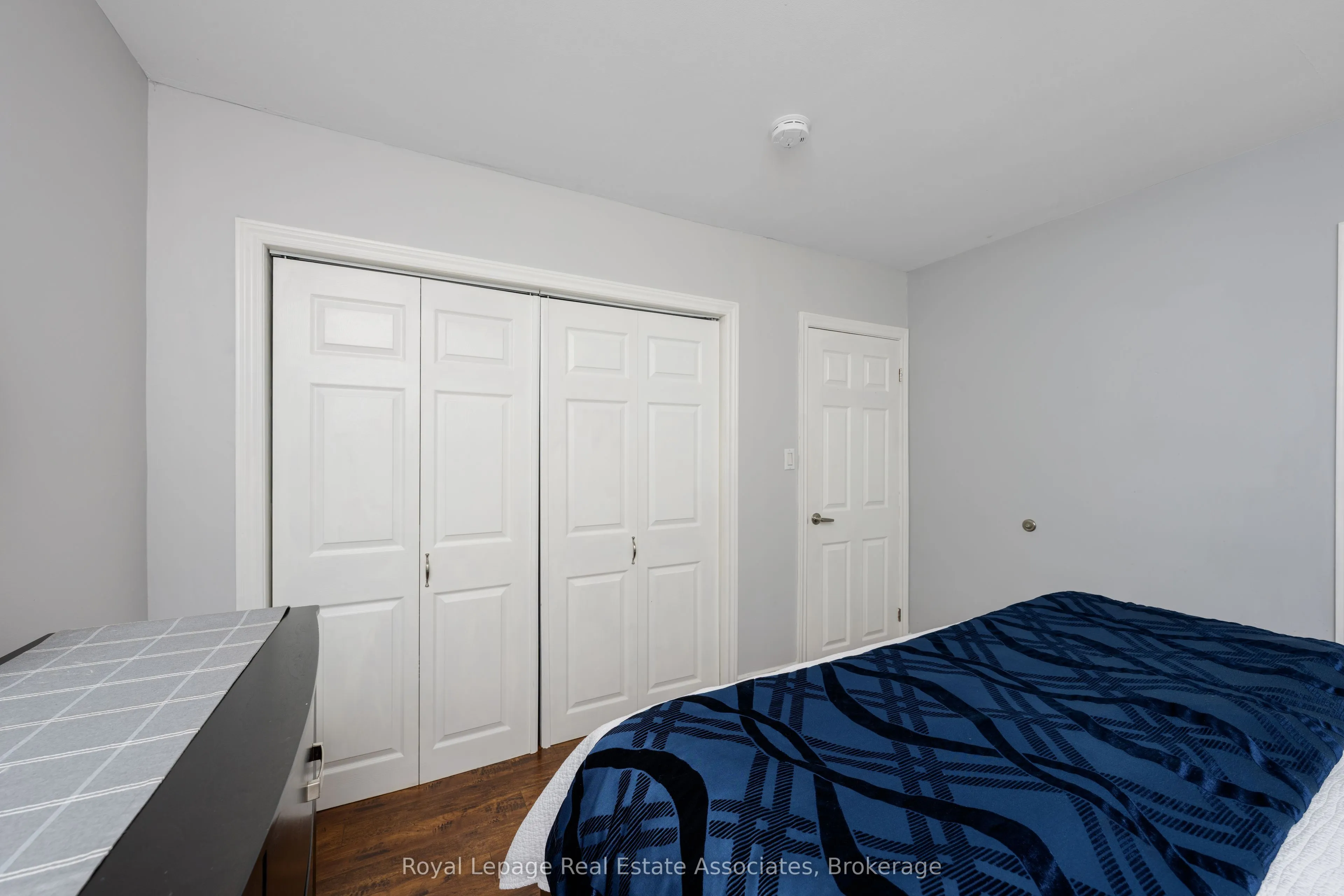 5527 Trafalgar Road