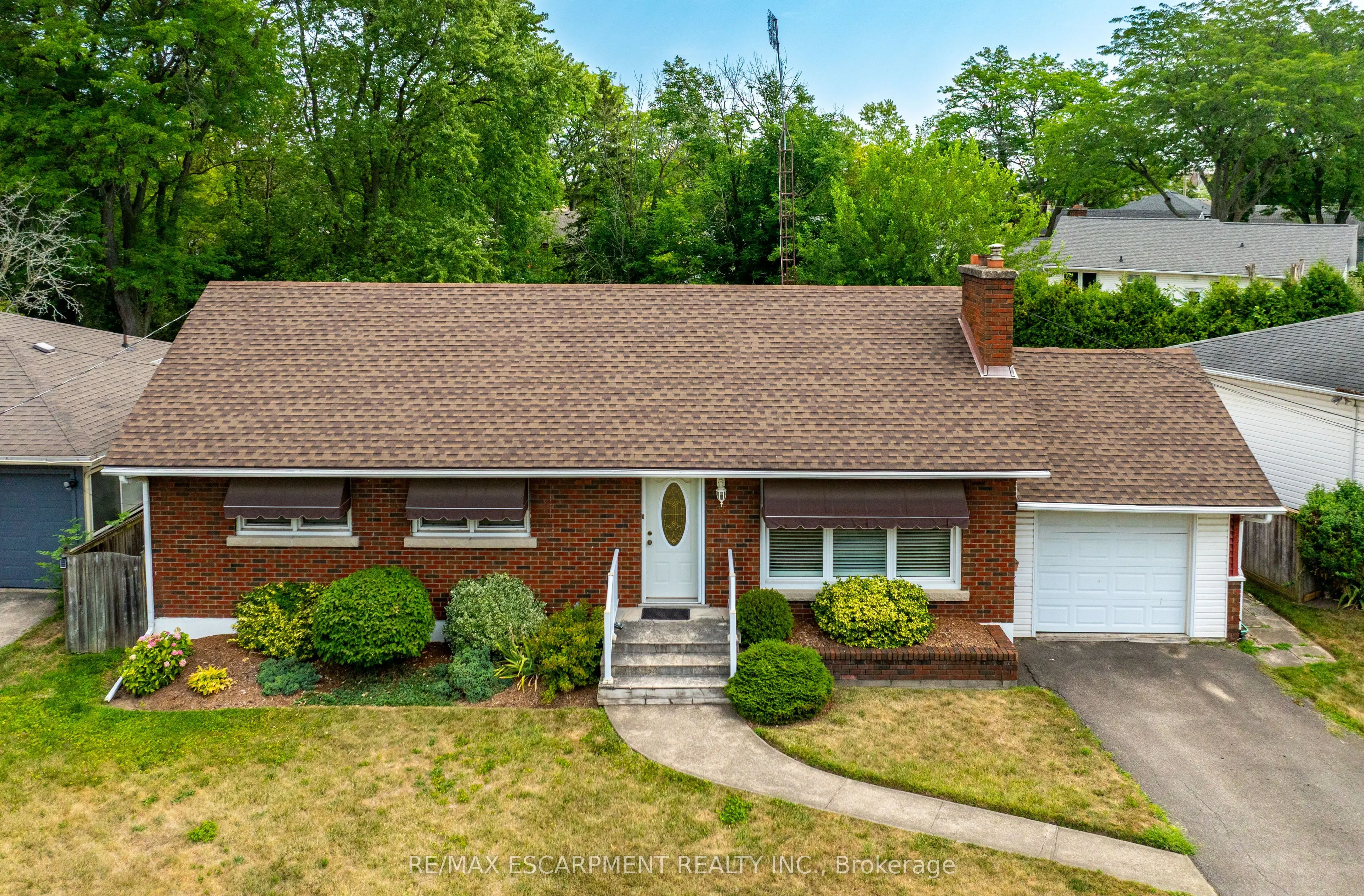 25 ELM RIDGE Drive