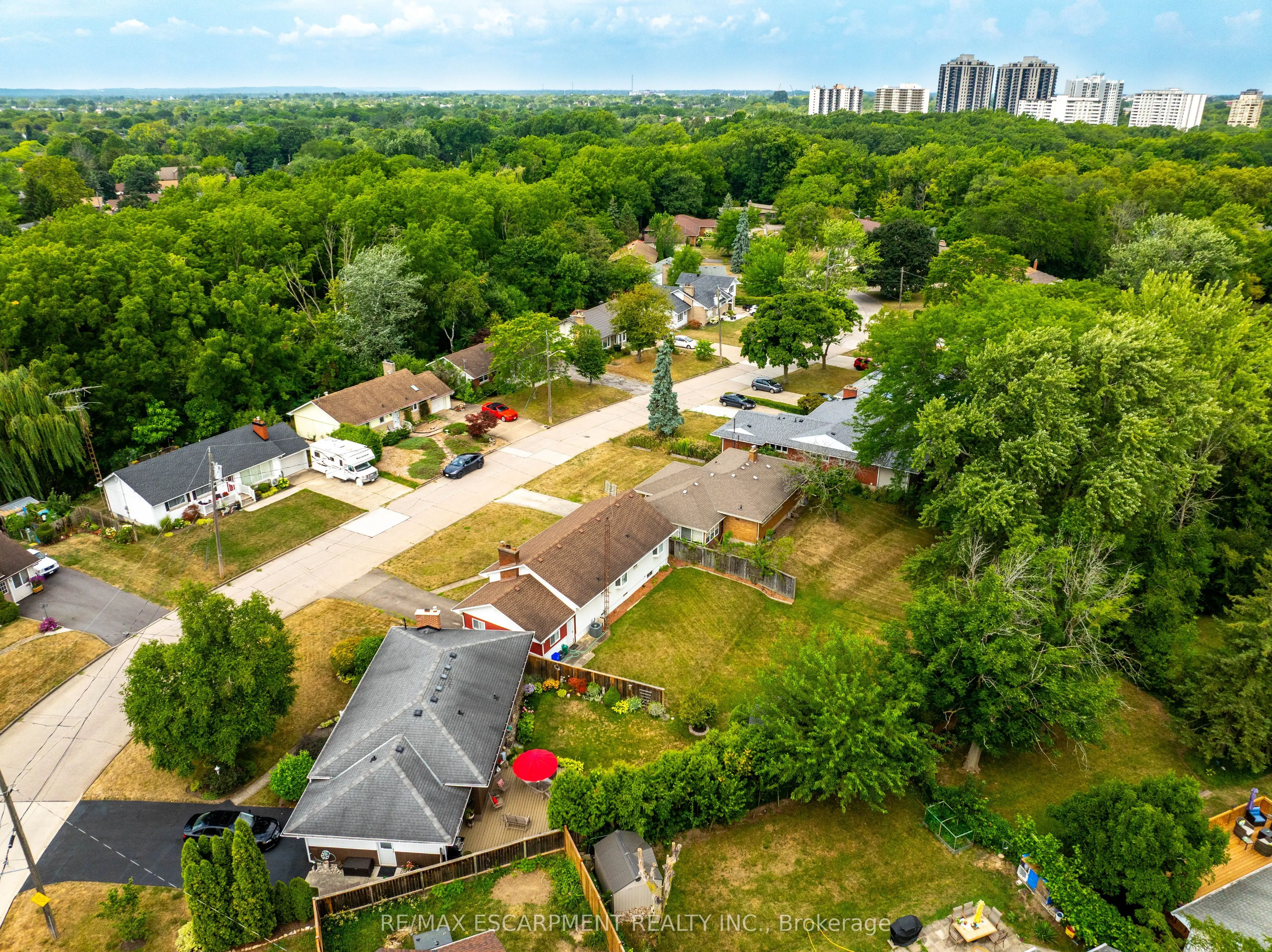 25 ELM RIDGE Drive