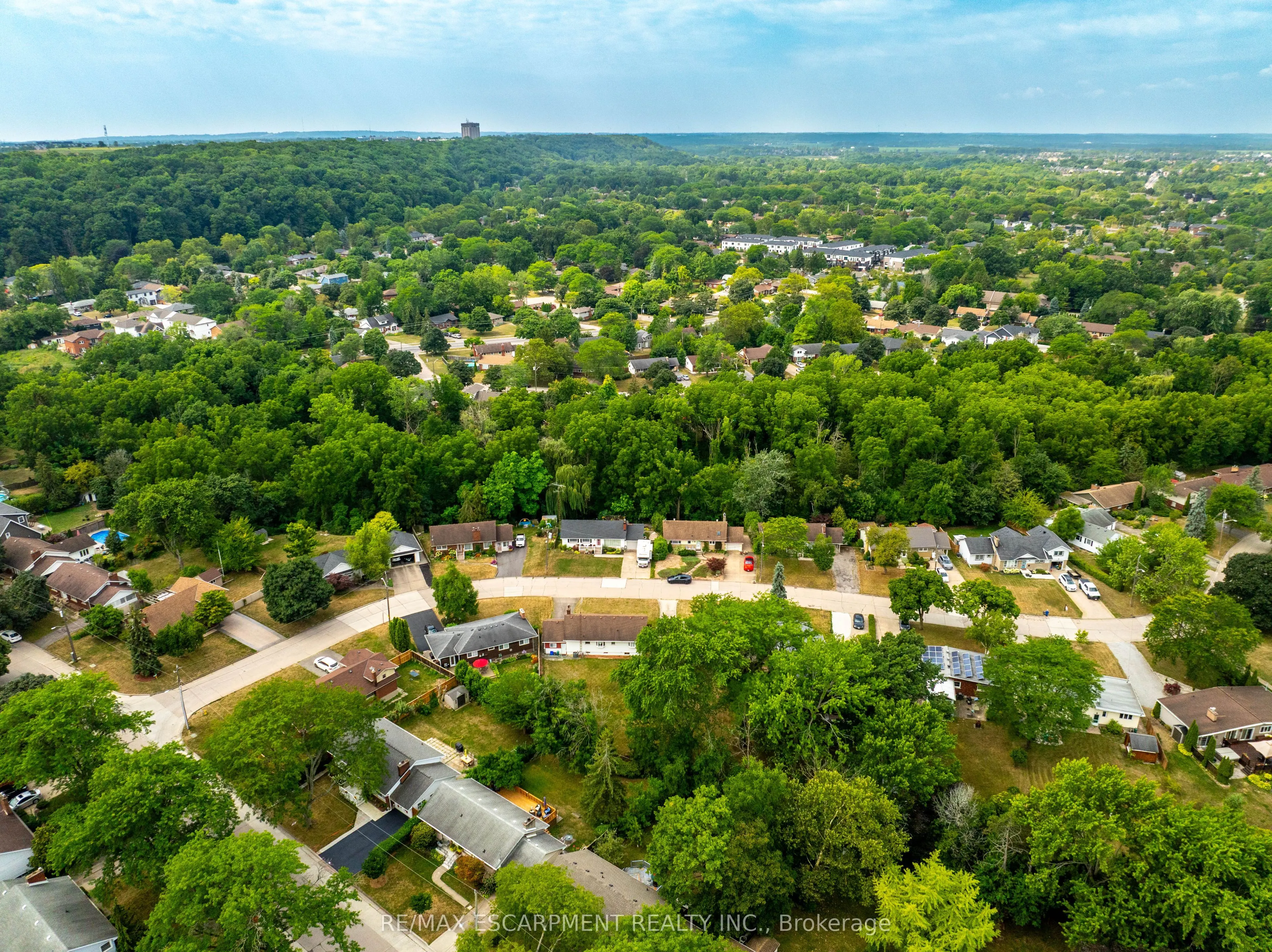 25 ELM RIDGE Drive