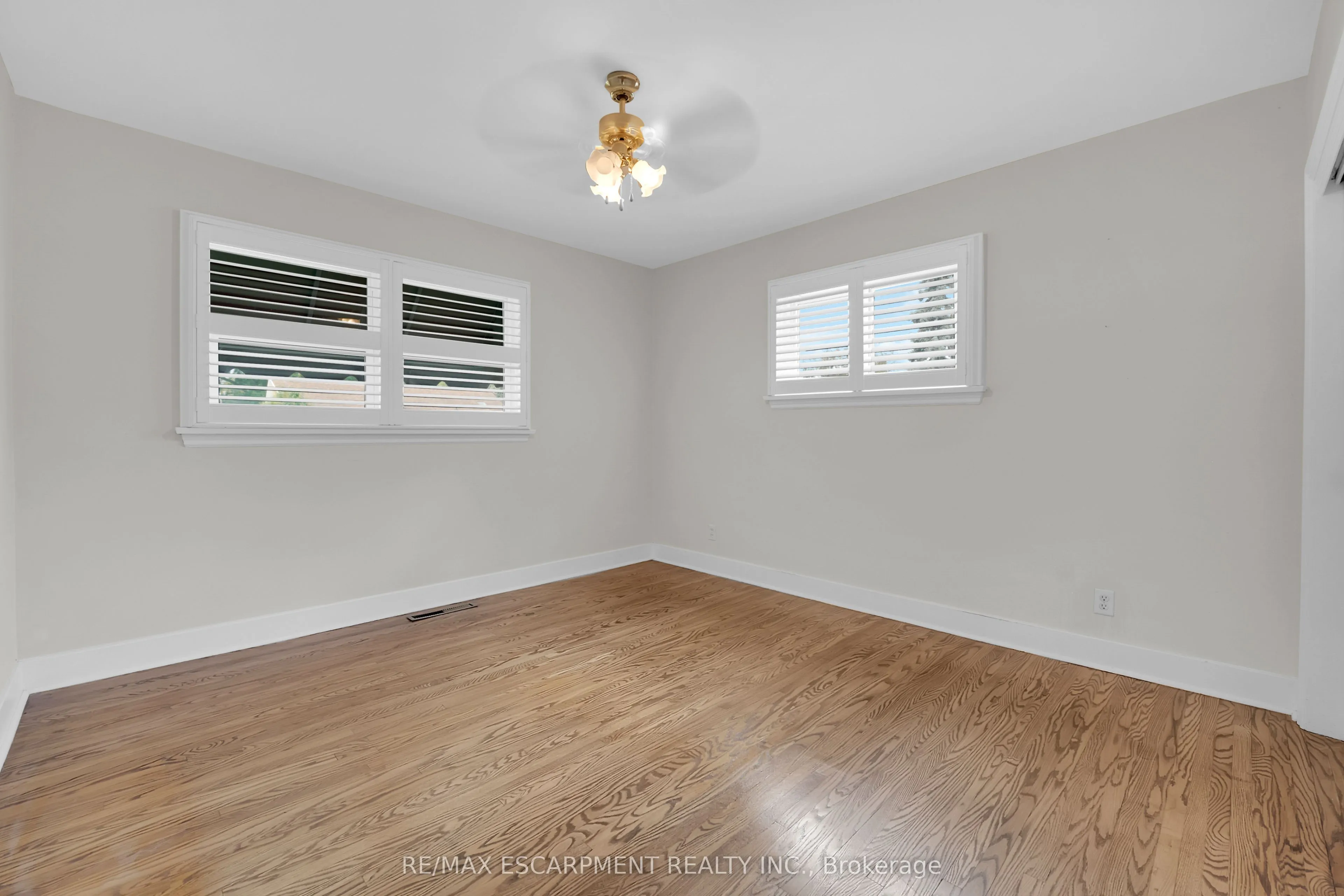 25 ELM RIDGE Drive