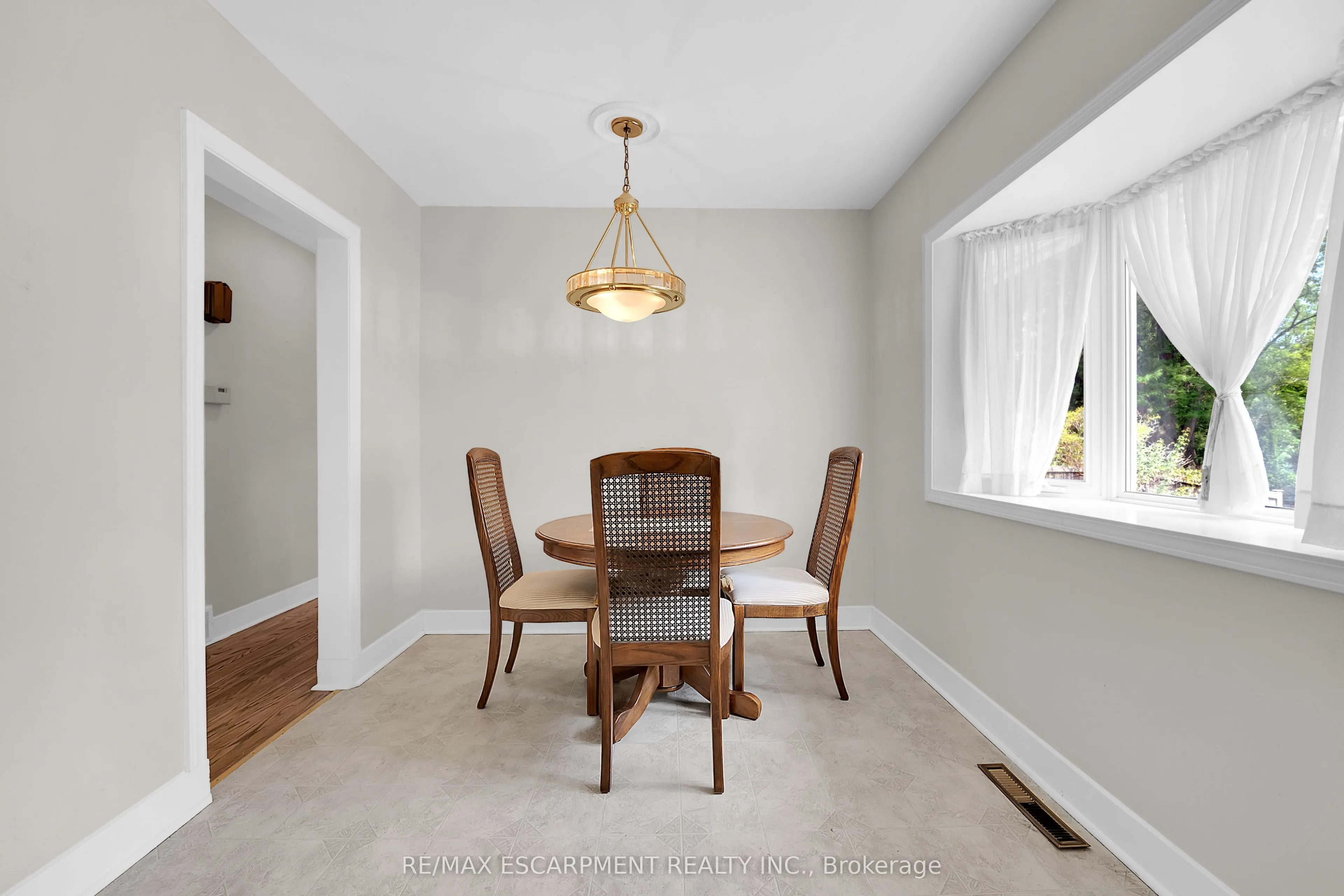25 ELM RIDGE Drive