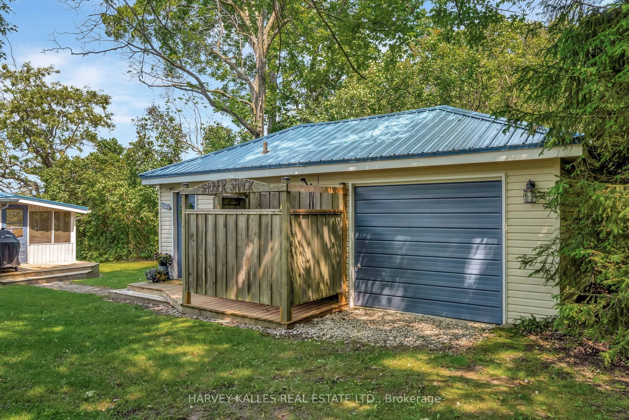 11856B Loyalist Parkway