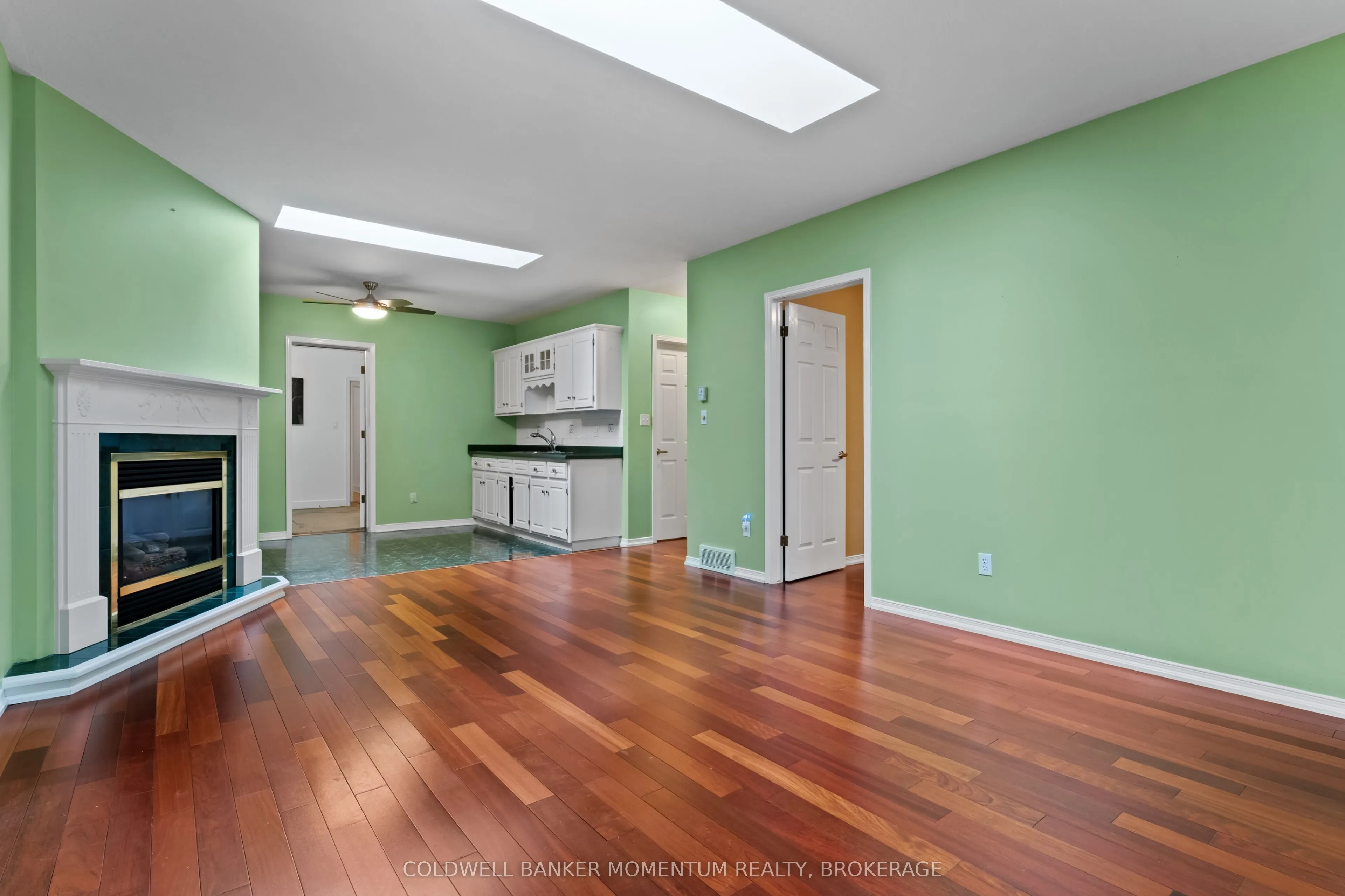48 Mcdonald Avenue