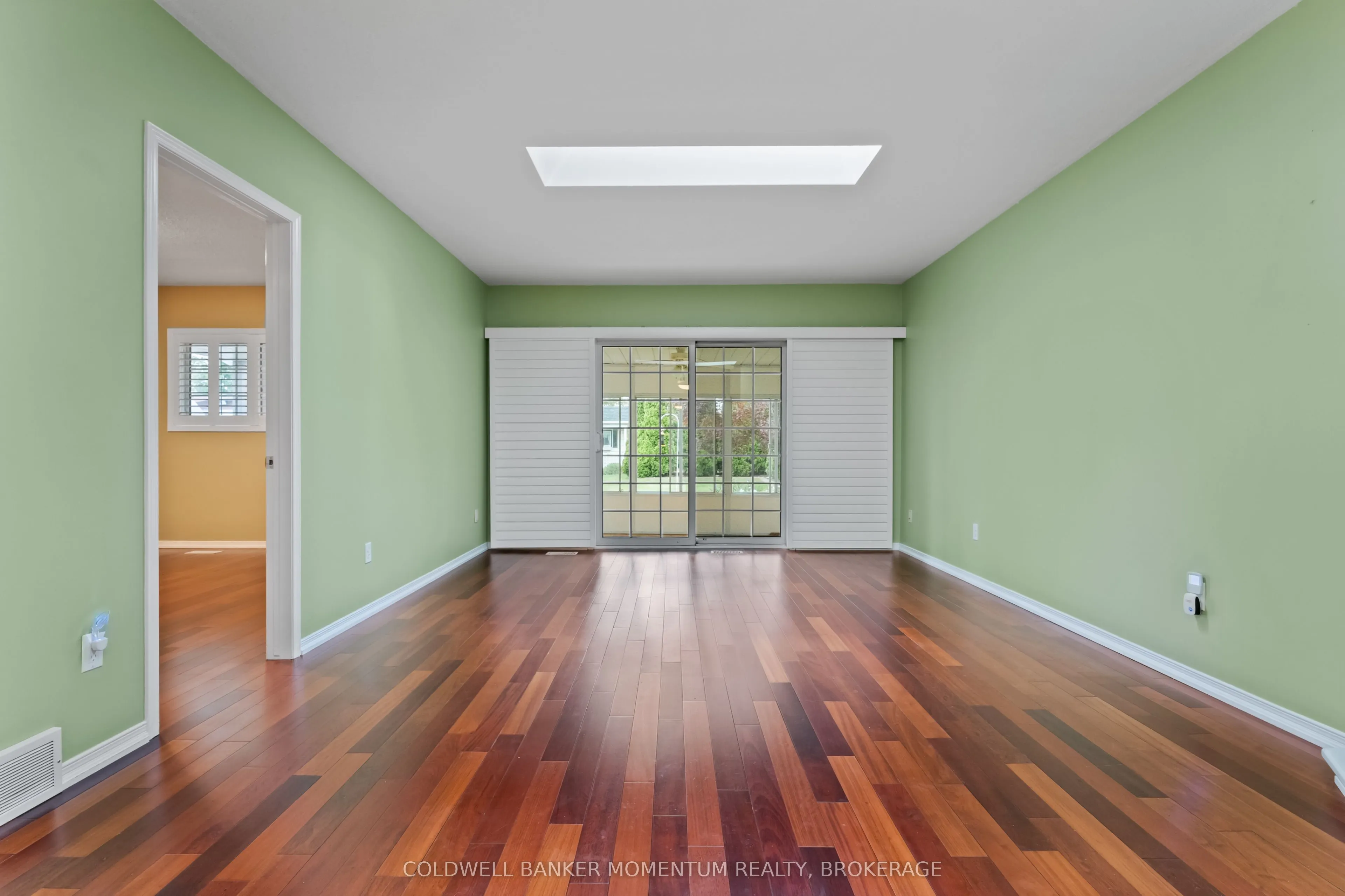48 Mcdonald Avenue