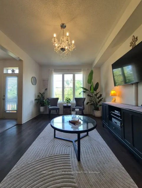 71 Riverwalk Drive N