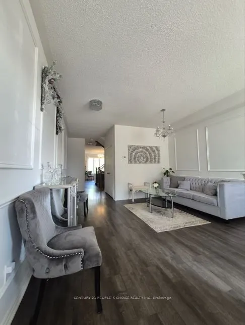 71 Riverwalk Drive N